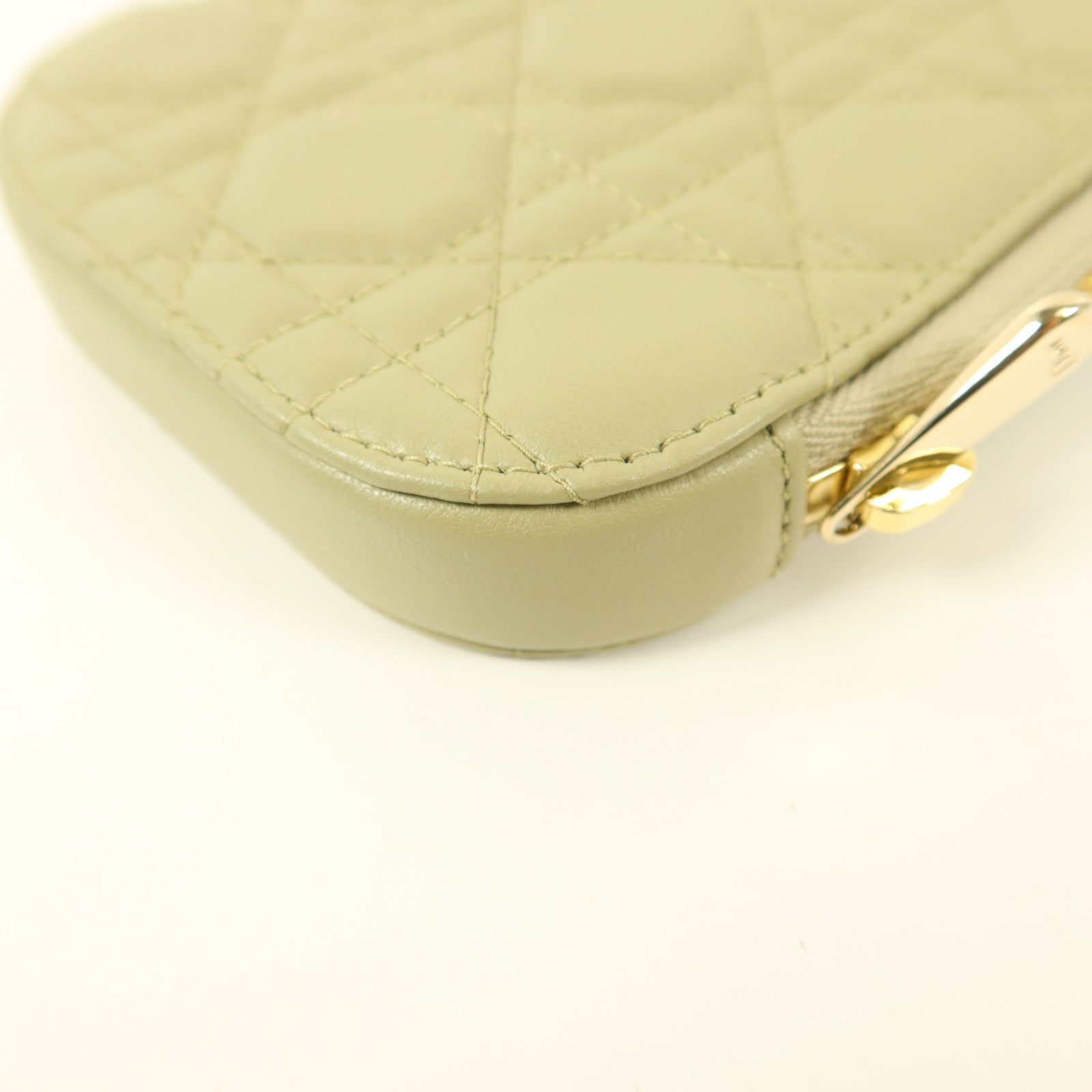 Dior 羊皮皮革Lady Dior Call'in Dior Phone Holder金扣手機手挽袋
