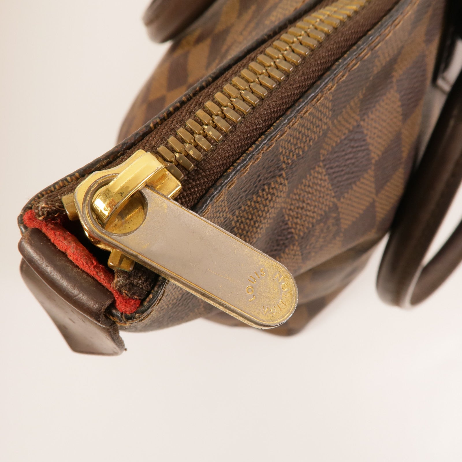 LOUIS VUITTON Damier Saleya MM金扣肩背袋