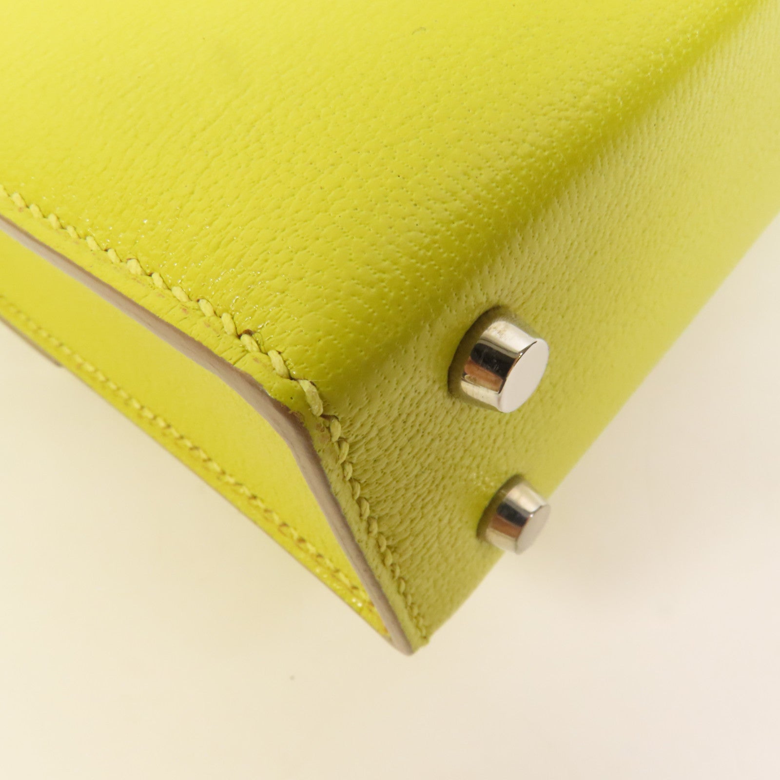 HERMES 【激減優惠】Chevre皮革Verrou Mini銀扣鏈帶肩背袋Lime