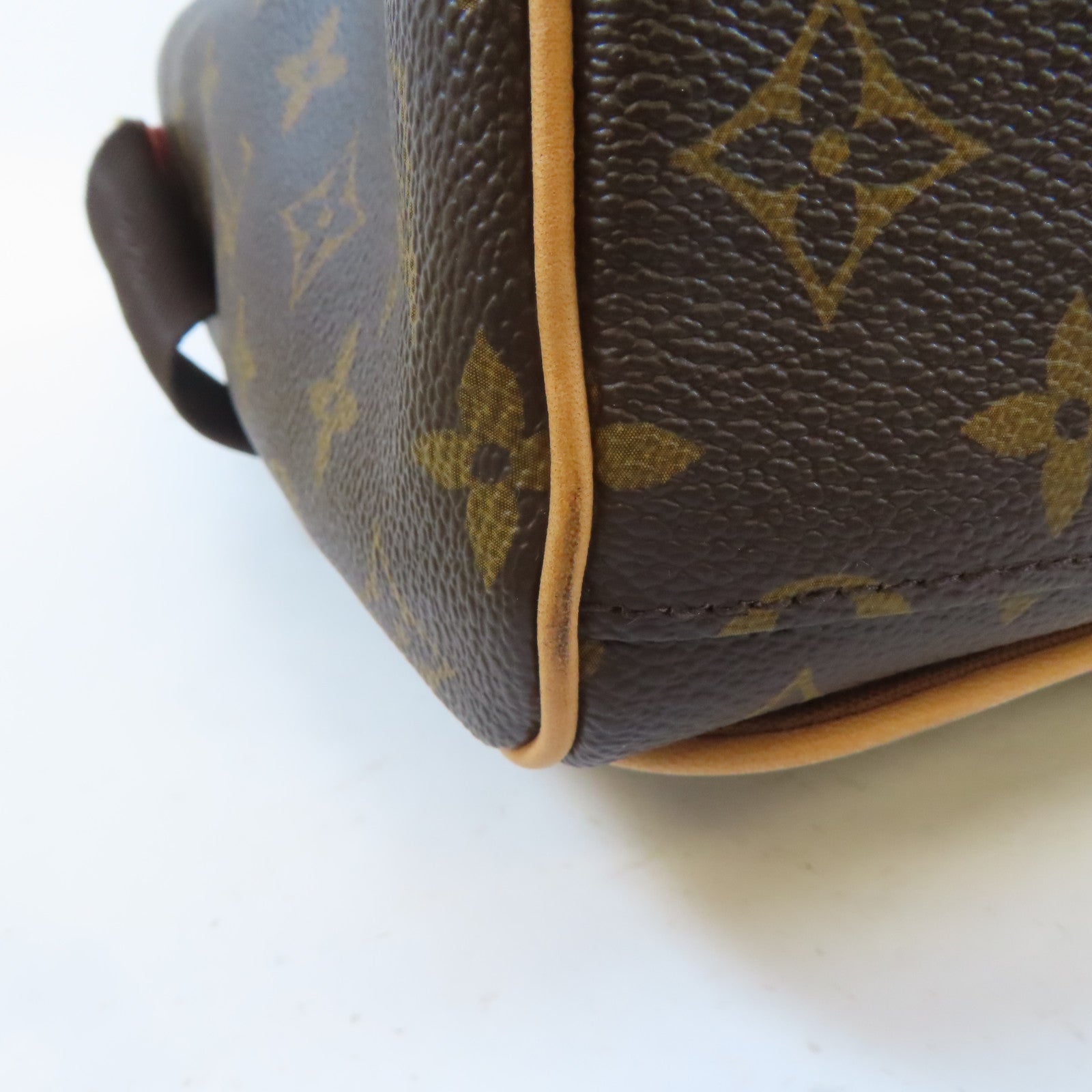 LOUIS VUITTON Monogram Abbesses Shoulder Bag金扣肩背袋啡色