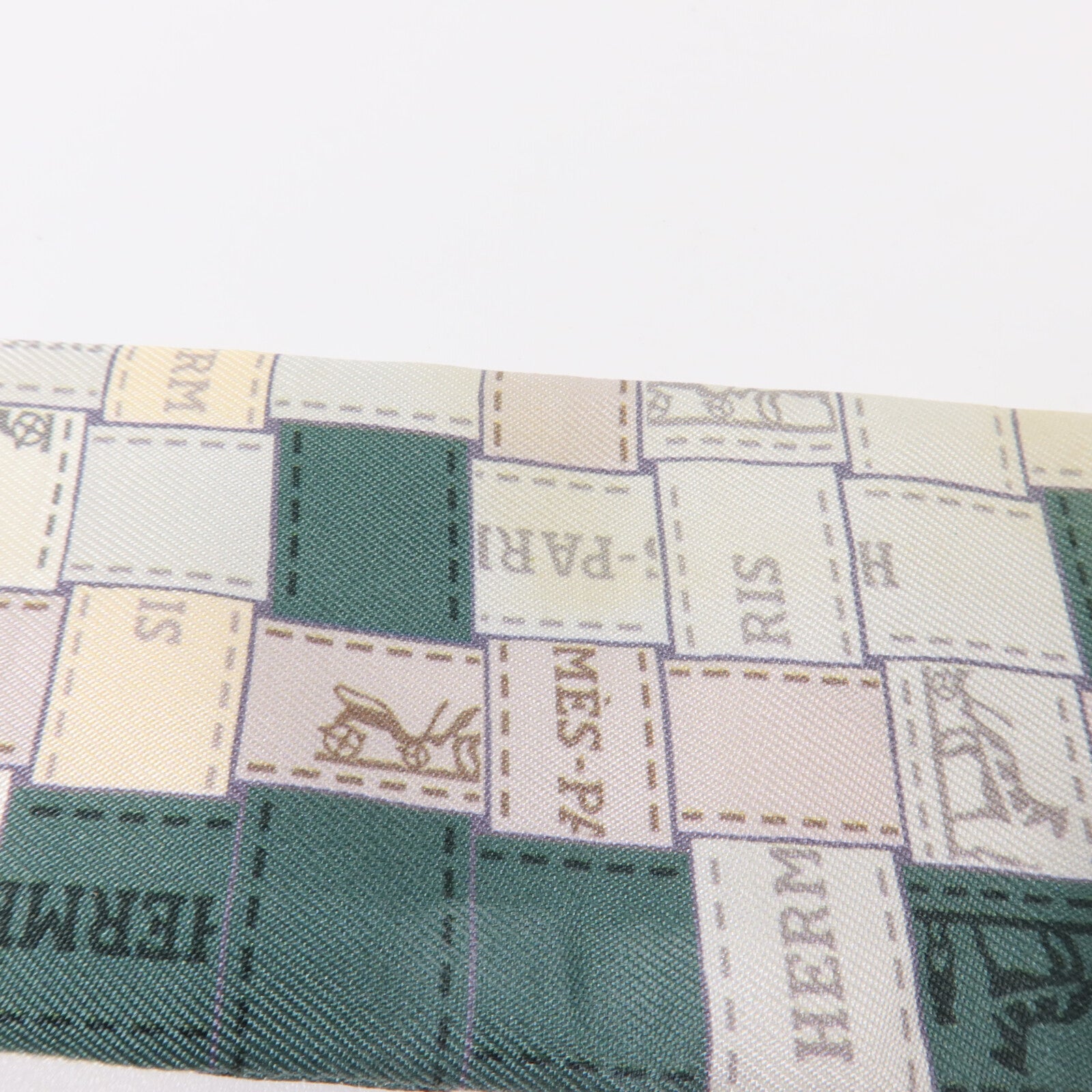HERMES 絲質Twilly絲巾