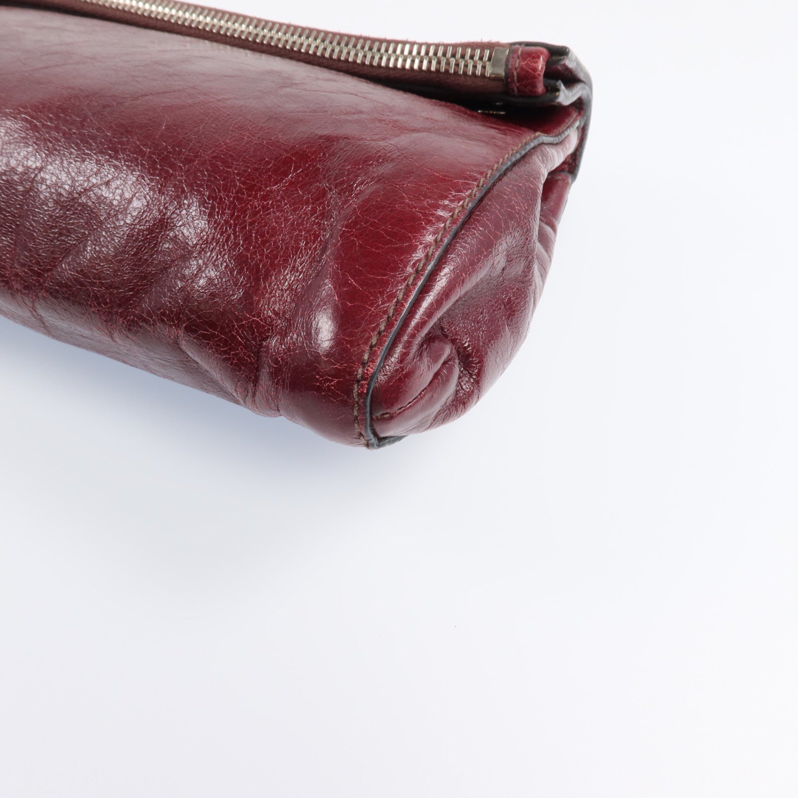 Miu Miu 牛皮皮革Clutch Bag銀扣手拿包