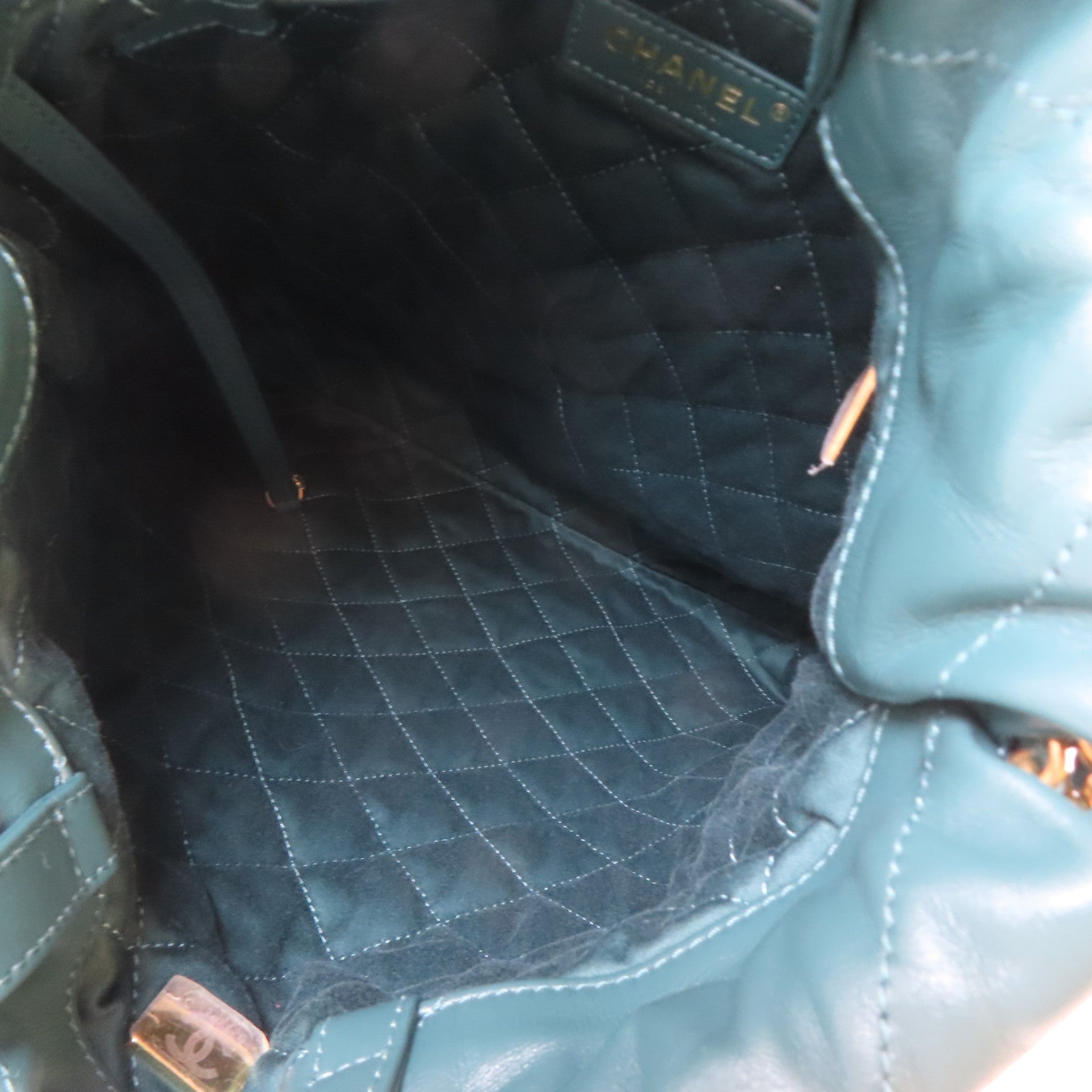 CHANEL 菱格牛皮皮革Chanel 22金扣鏈帶背包綠色
