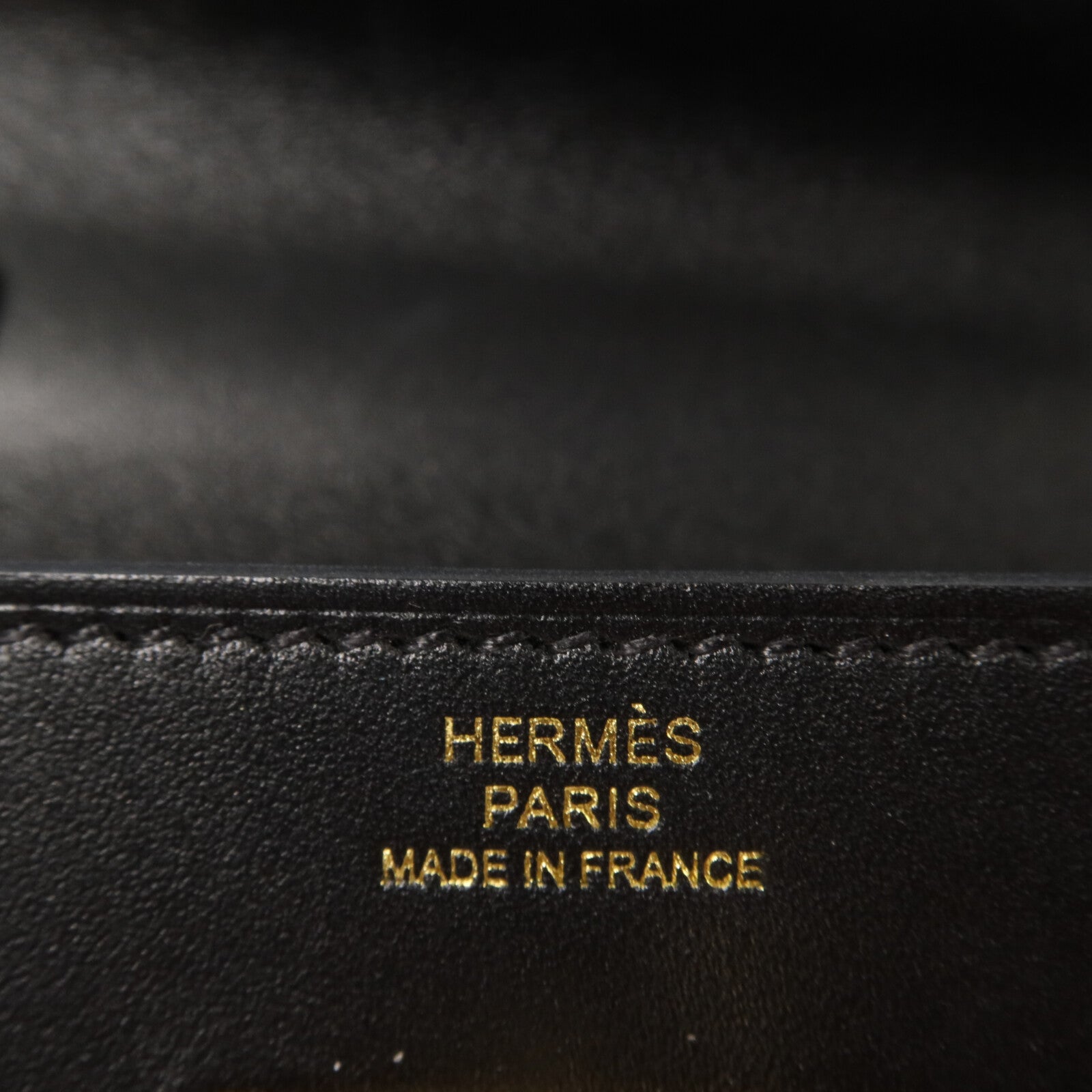 HERMES Box Calf皮革Kelly To Go肩背袋Noir