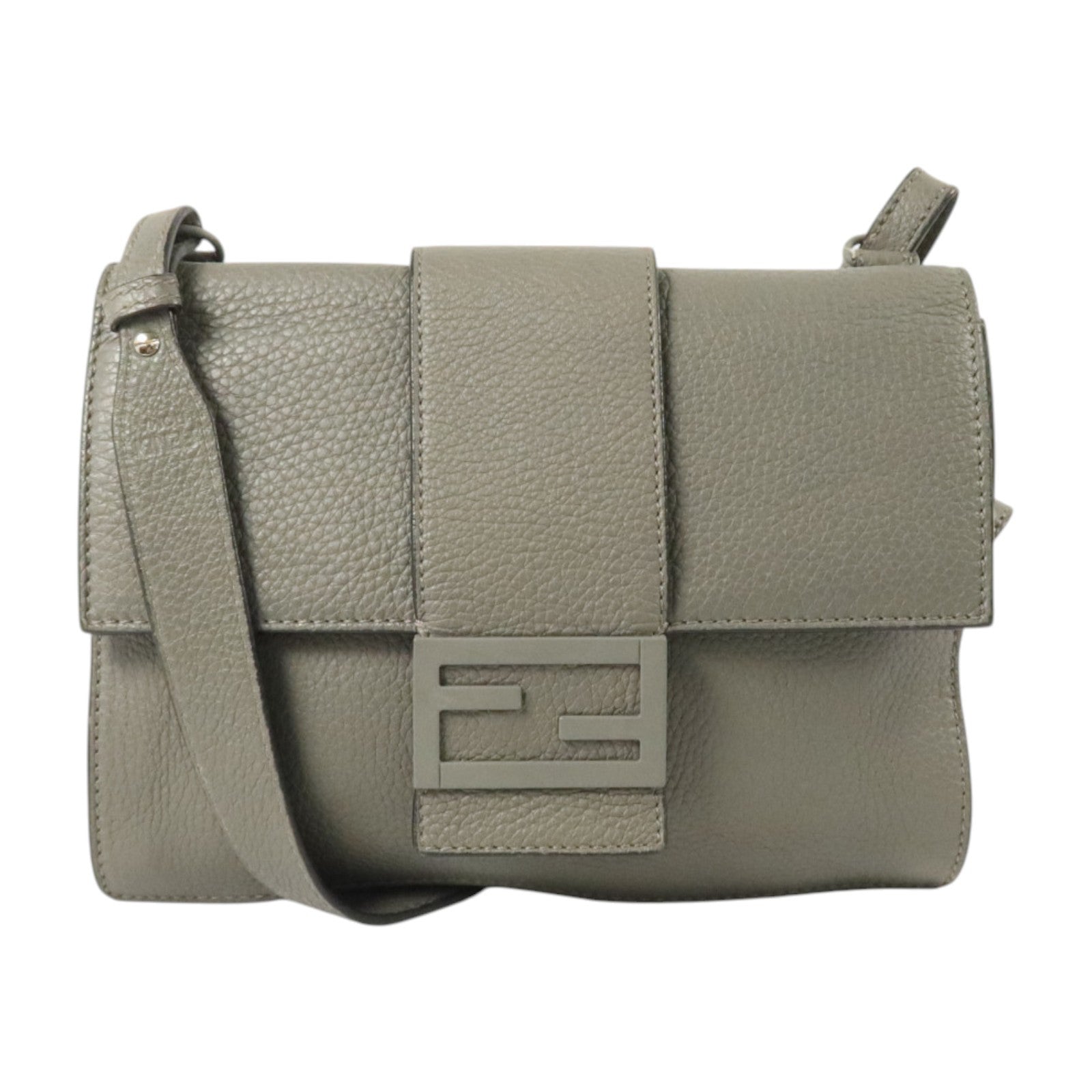 FENDI 牛皮皮革Flat Baguette銀扣肩背袋