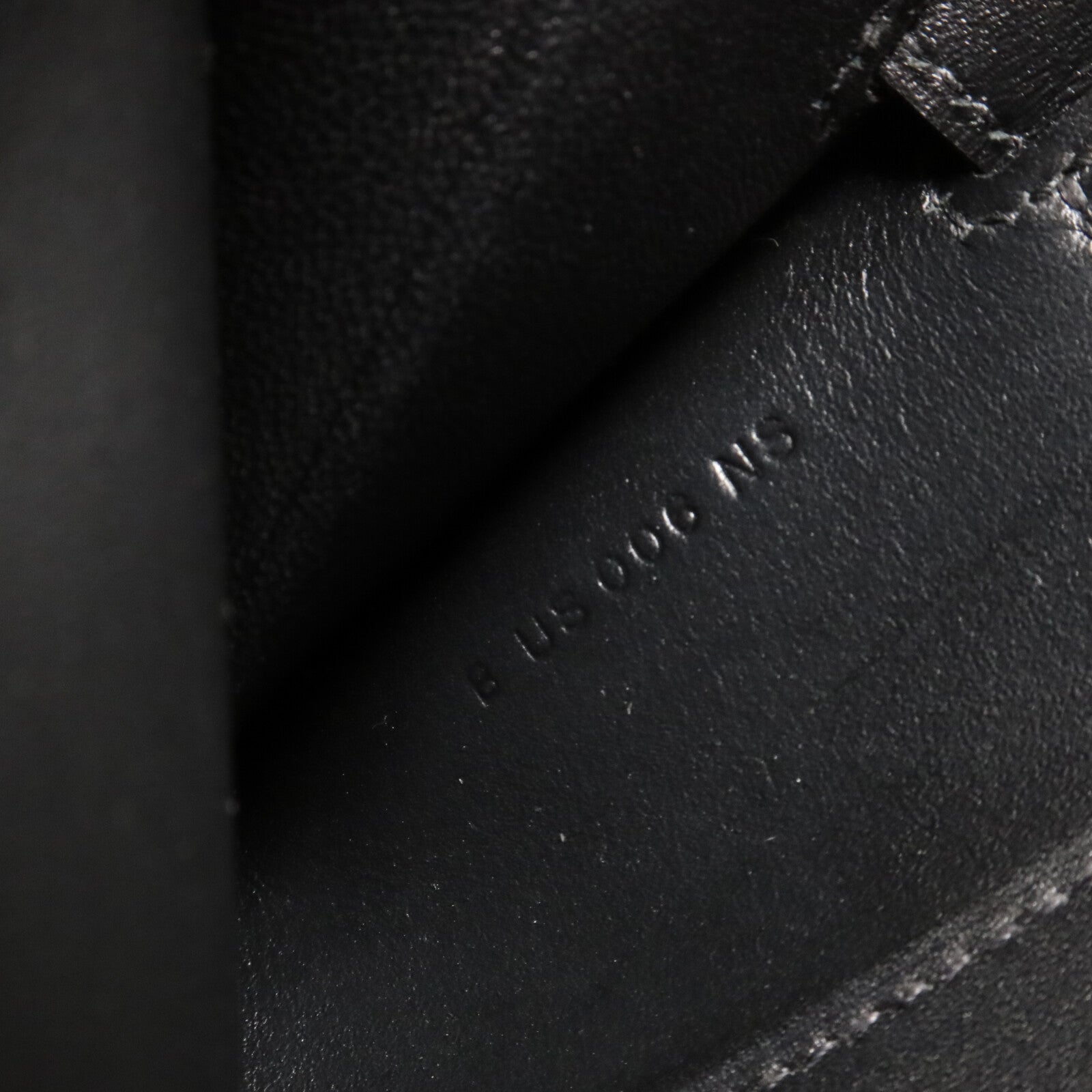 HERMES Box Calf皮革Kelly To Go肩背袋Noir