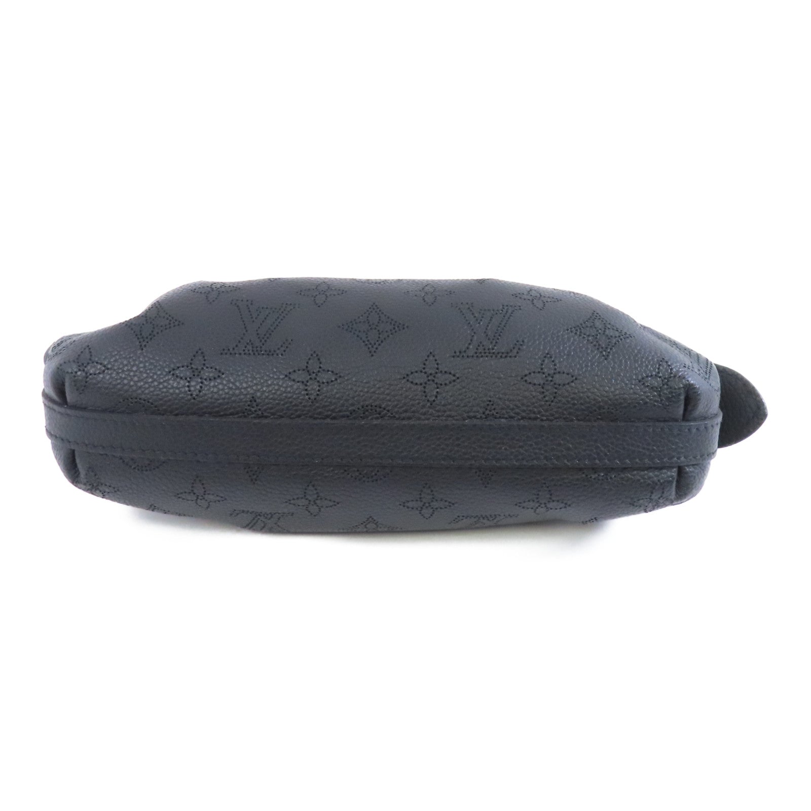 LOUIS VUITTON Mahina Mini Scara銀扣肩背袋黑色