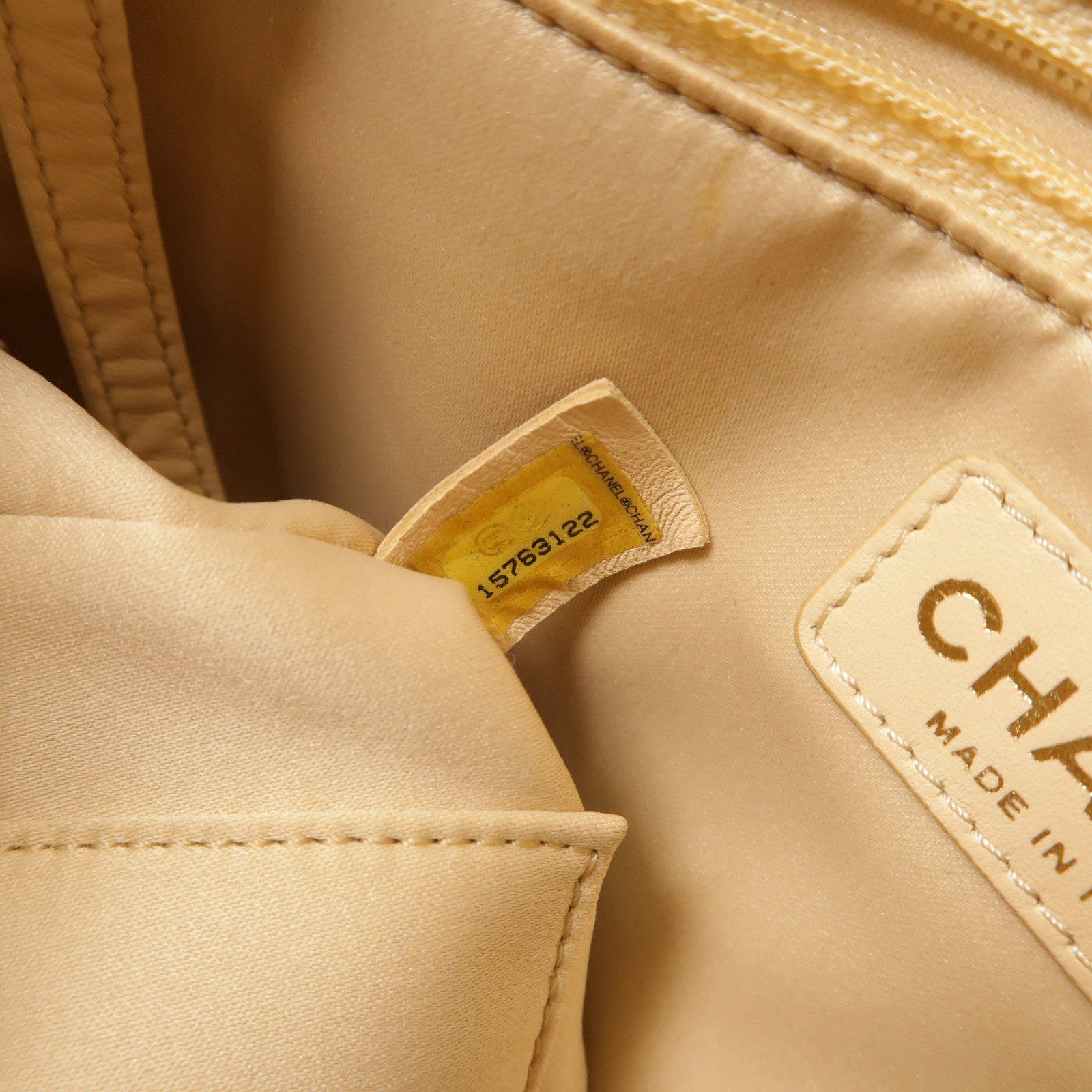 CHANEL 牛皮皮革PST金扣鏈帶肩背袋