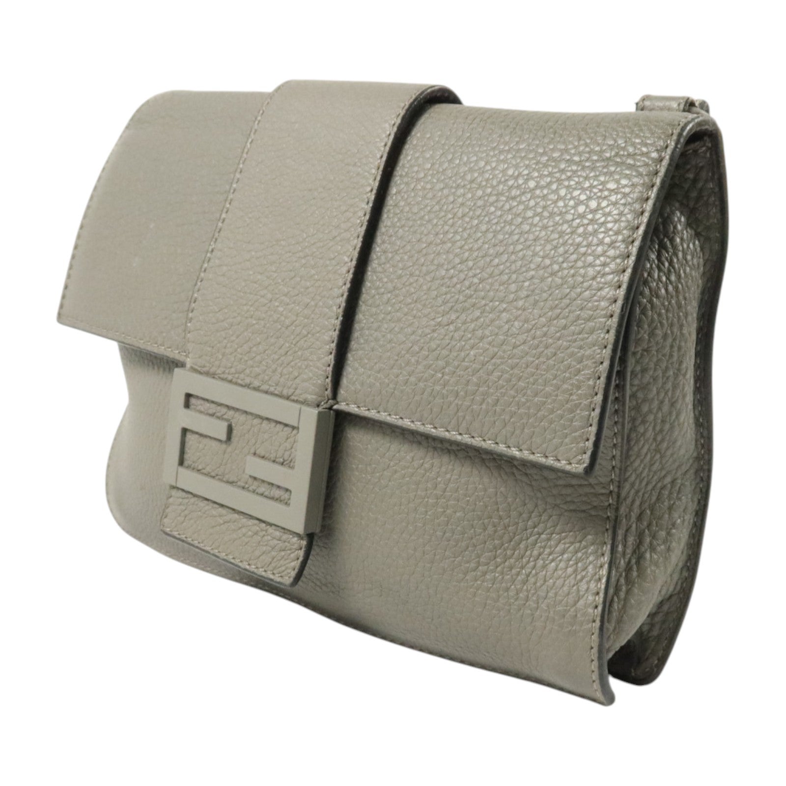 FENDI 牛皮皮革Flat Baguette銀扣肩背袋