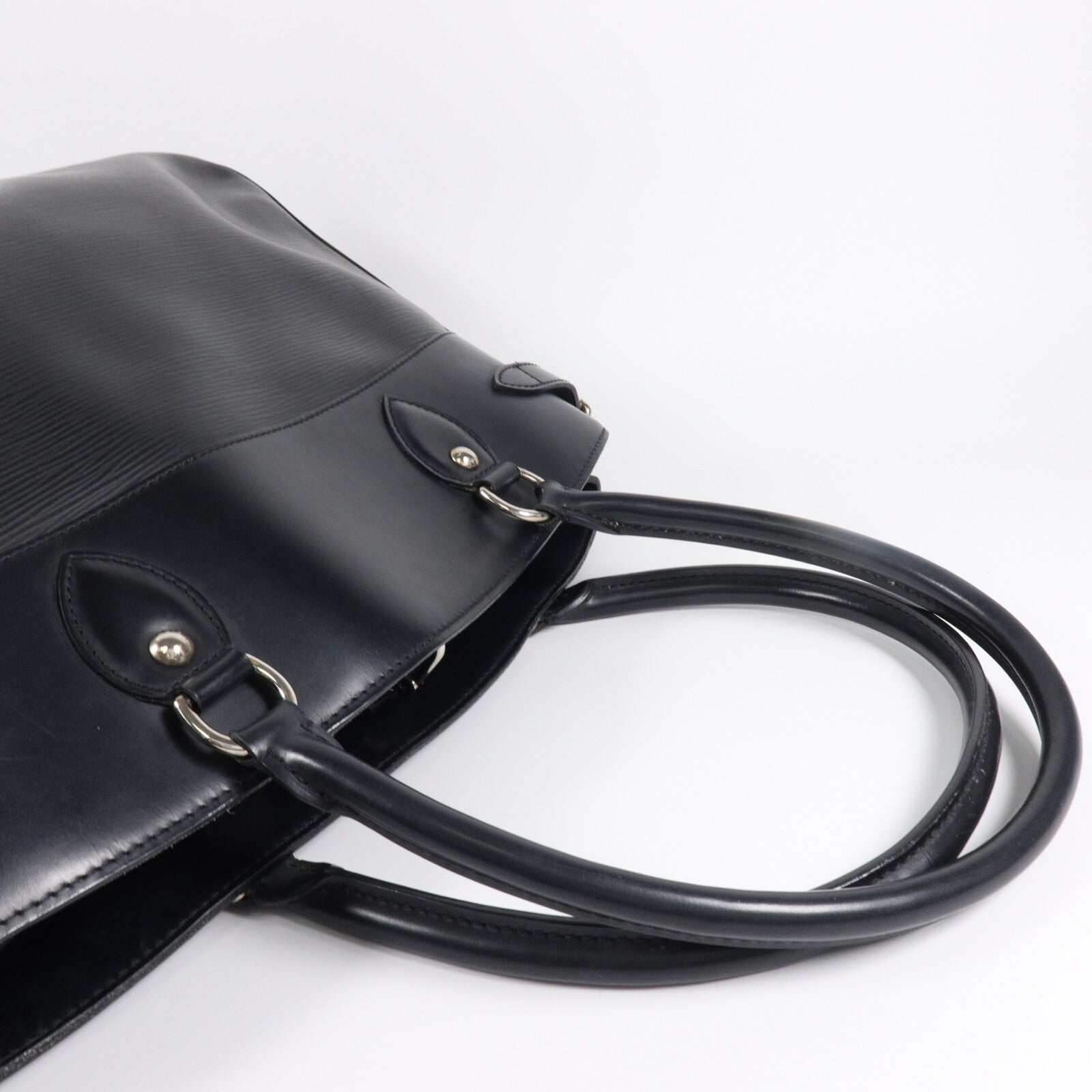 LOUIS VUITTON Epi Passy GM手挽袋