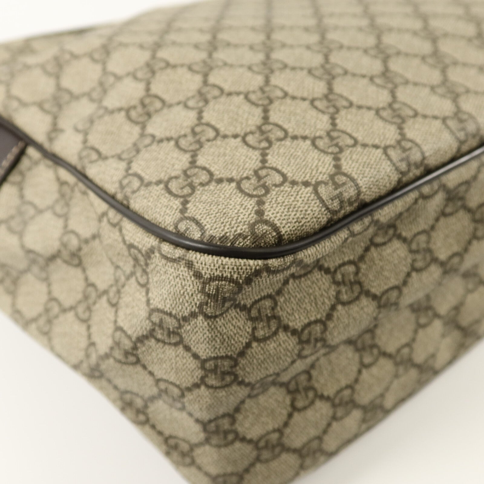 GUCCI 塗層帆布Messenger Bag肩背袋