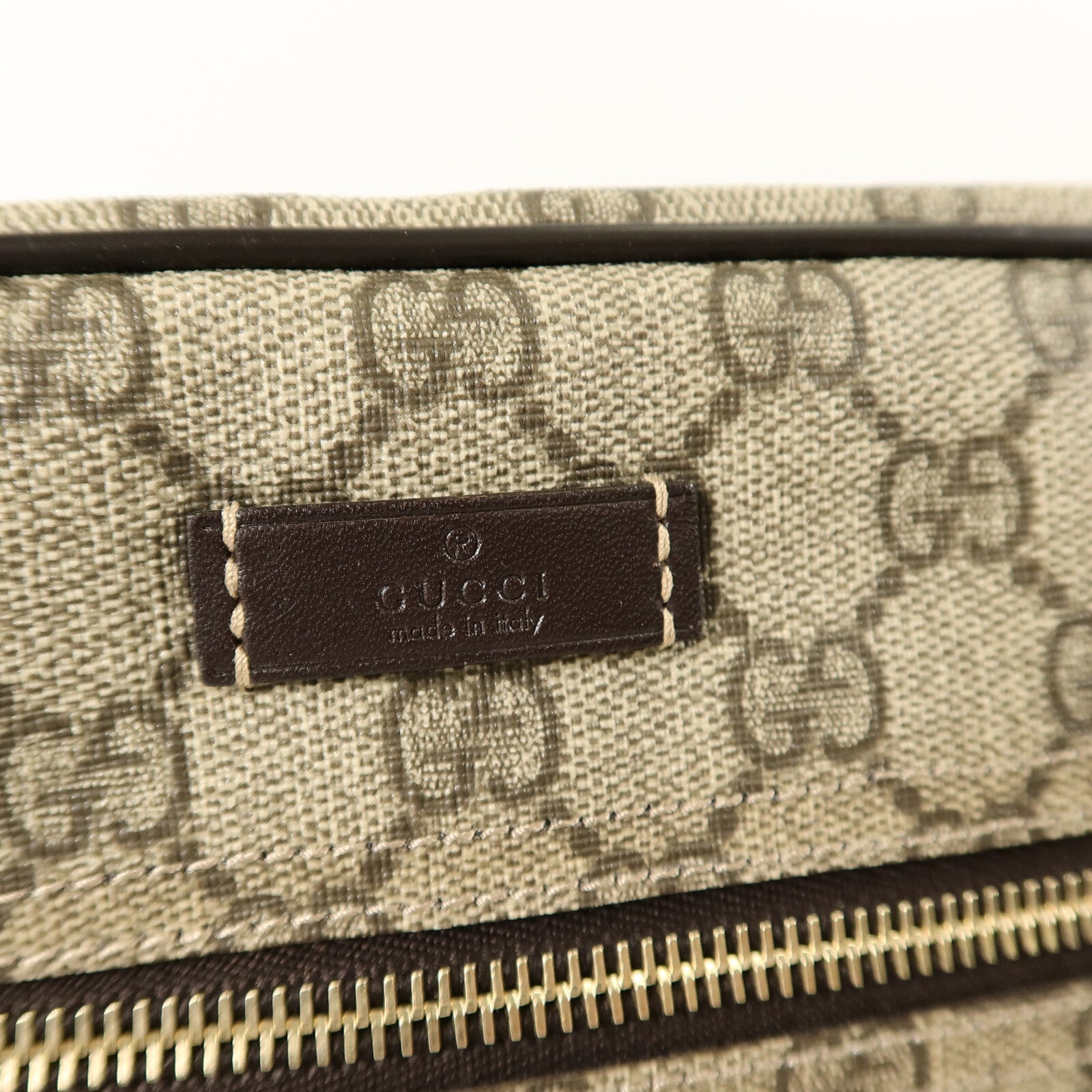 GUCCI 塗層帆布Messenger Bag肩背袋
