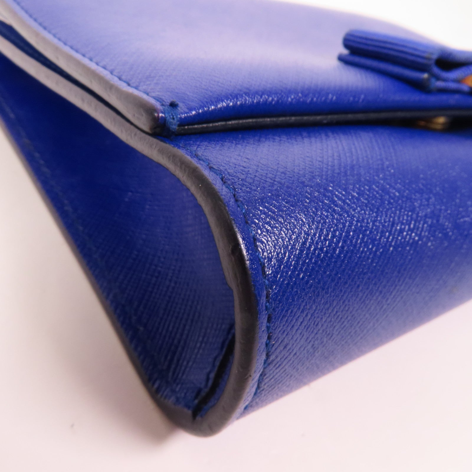 Salvatore Ferragamo 牛皮皮革Vara Bow Mini金扣肩背袋