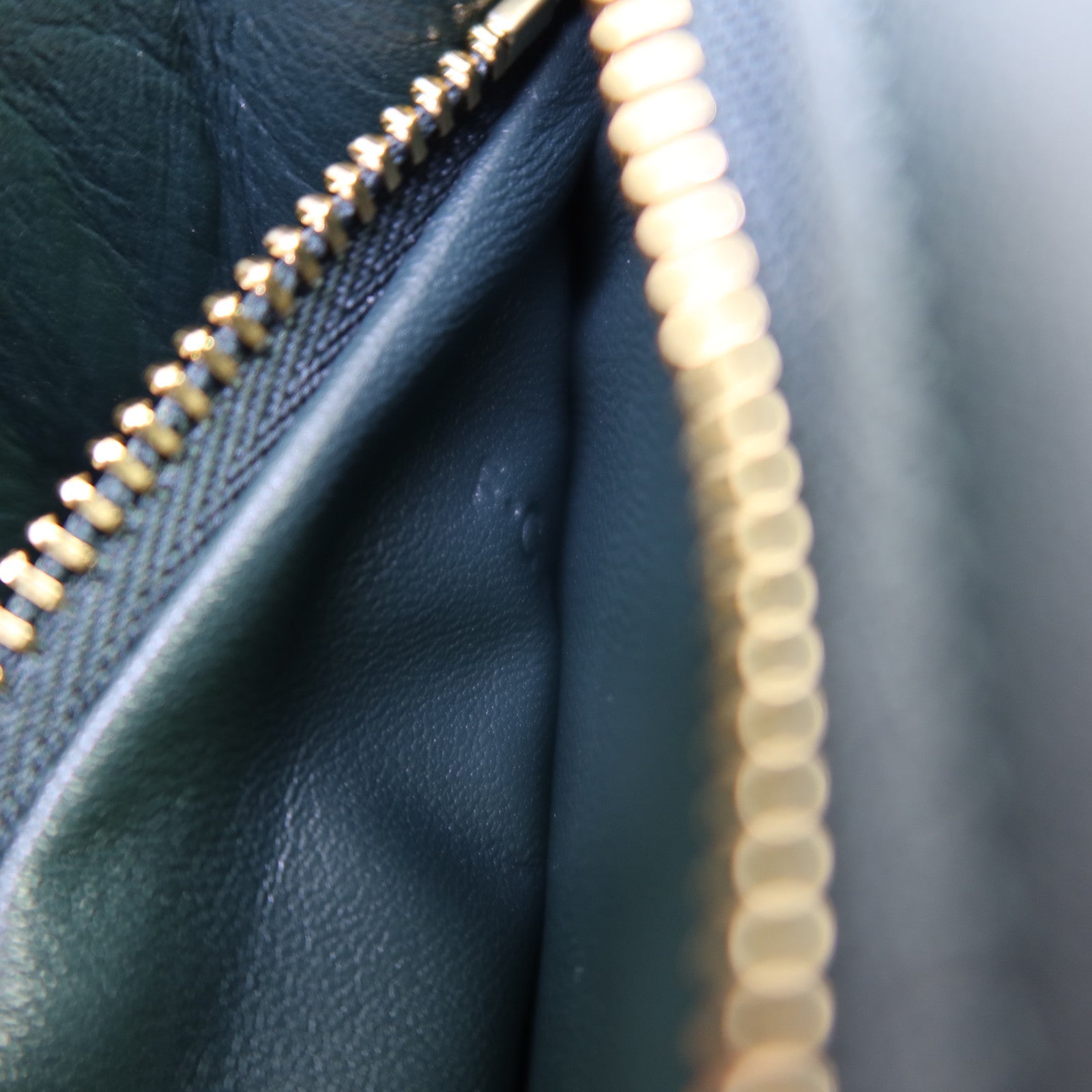 CELINE 【激減優惠】牛皮皮革Mini Classic Box金扣肩背袋