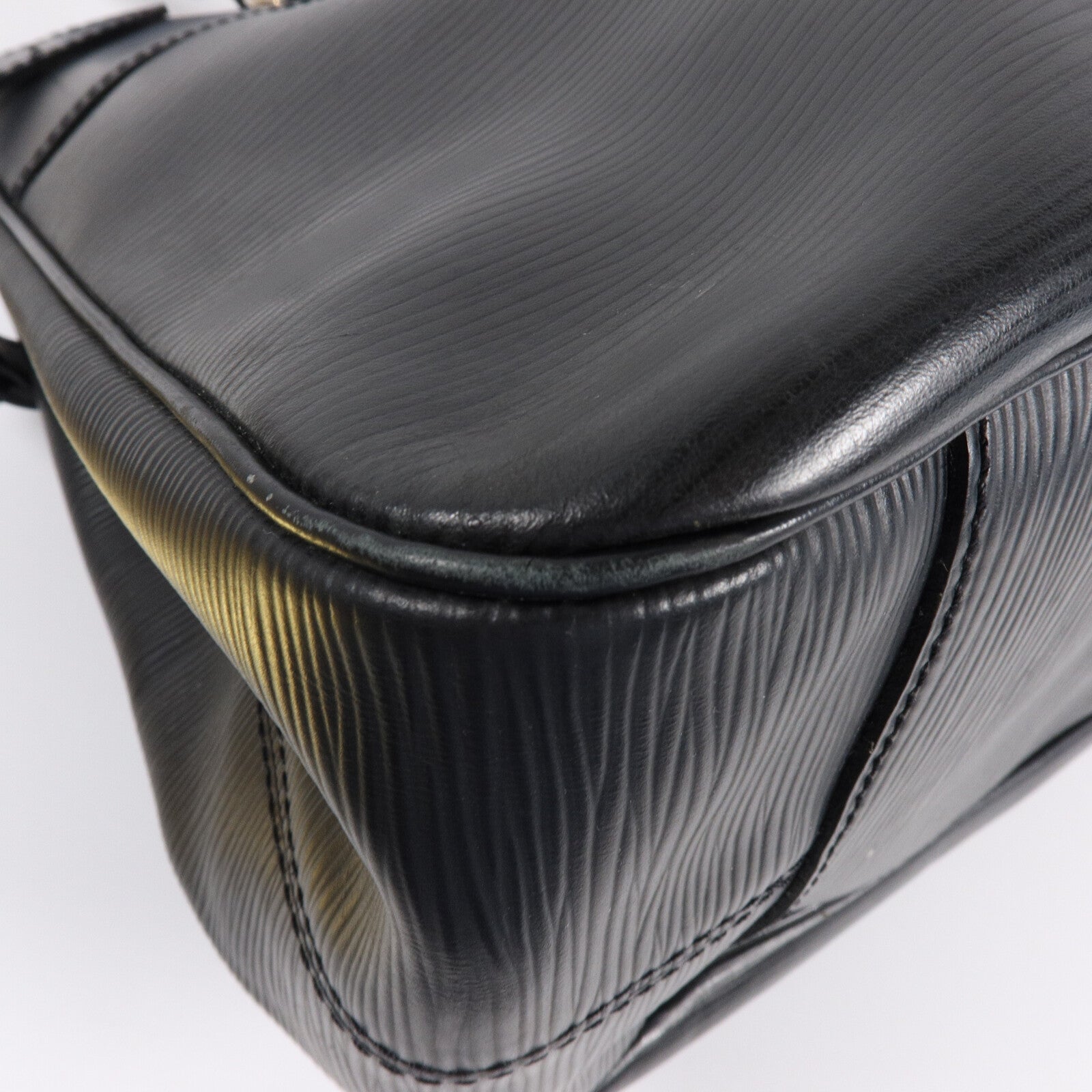 LOUIS VUITTON Epi Passy GM手挽袋