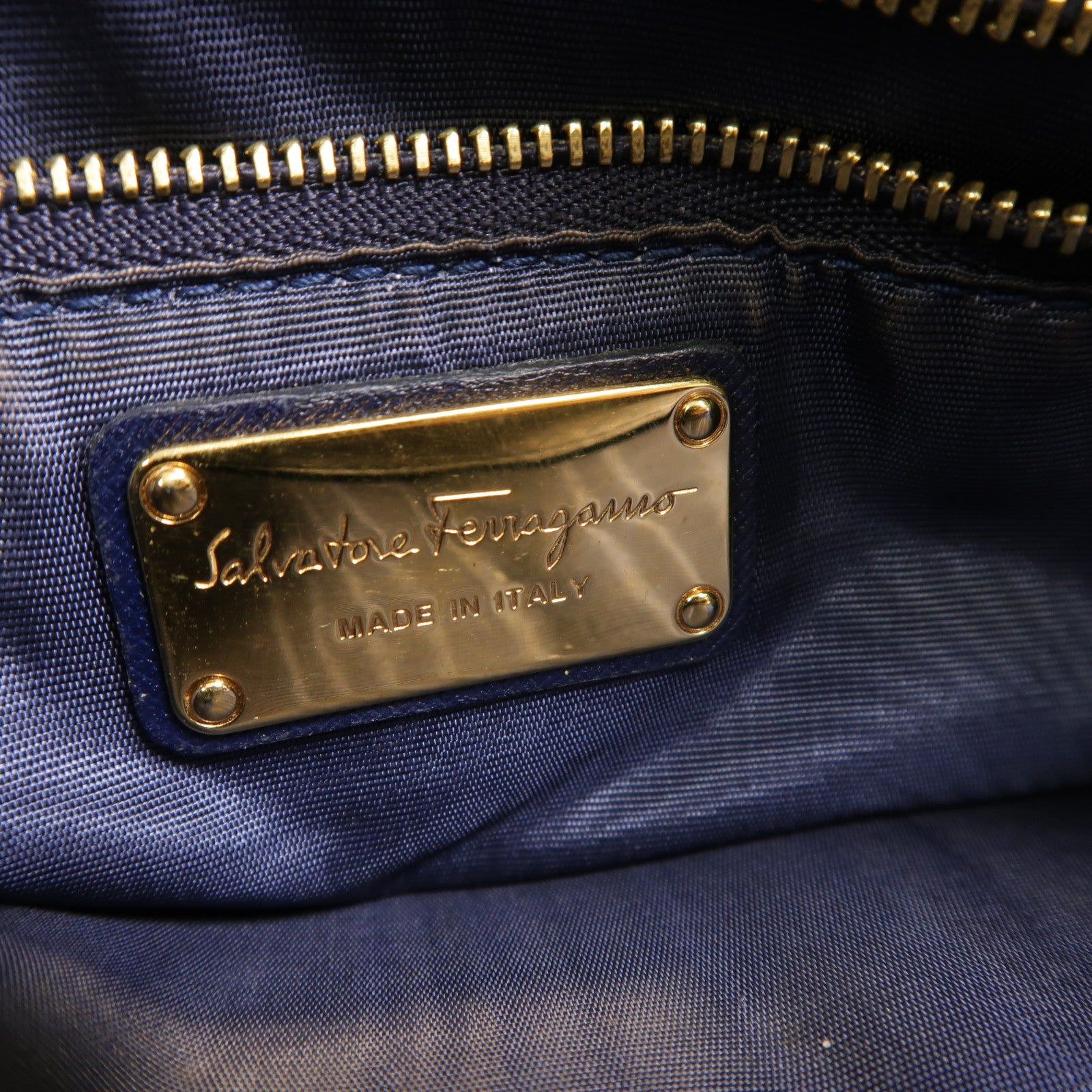 Salvatore Ferragamo 牛皮皮革2 Way Shoulder Bag手挽肩背兩用袋