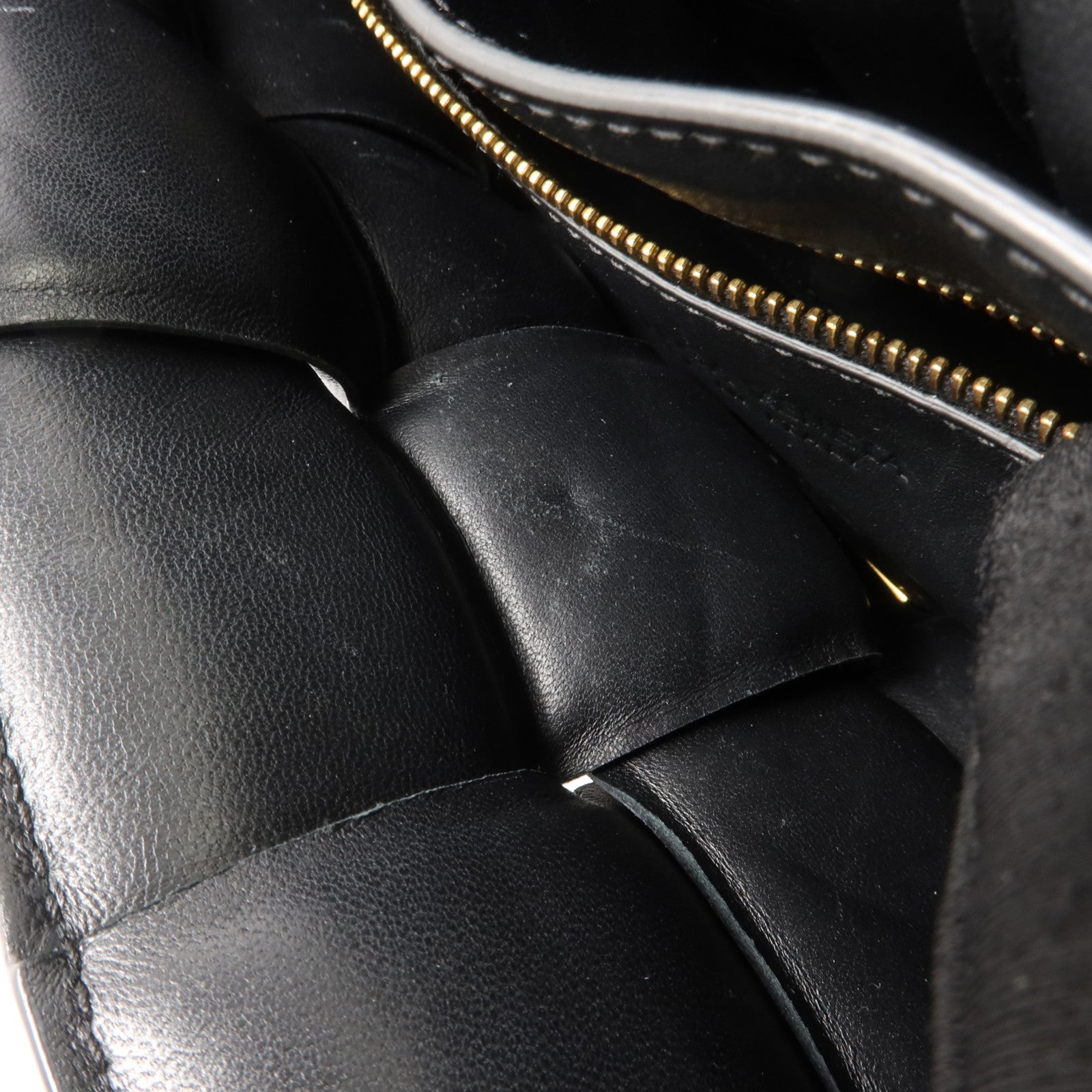 BOTTEGA VENETA 羊皮皮革Padded Cassette肩背袋