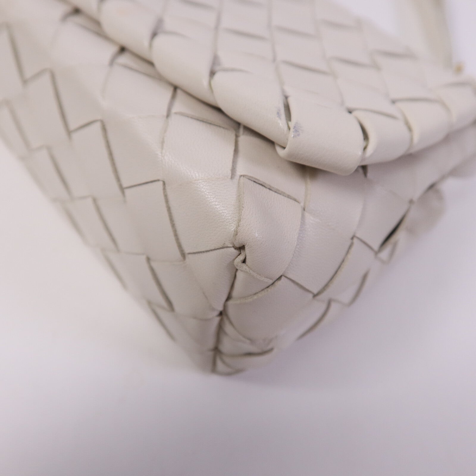 BOTTEGA VENETA 牛皮皮革Shoulder Bag金扣肩背袋