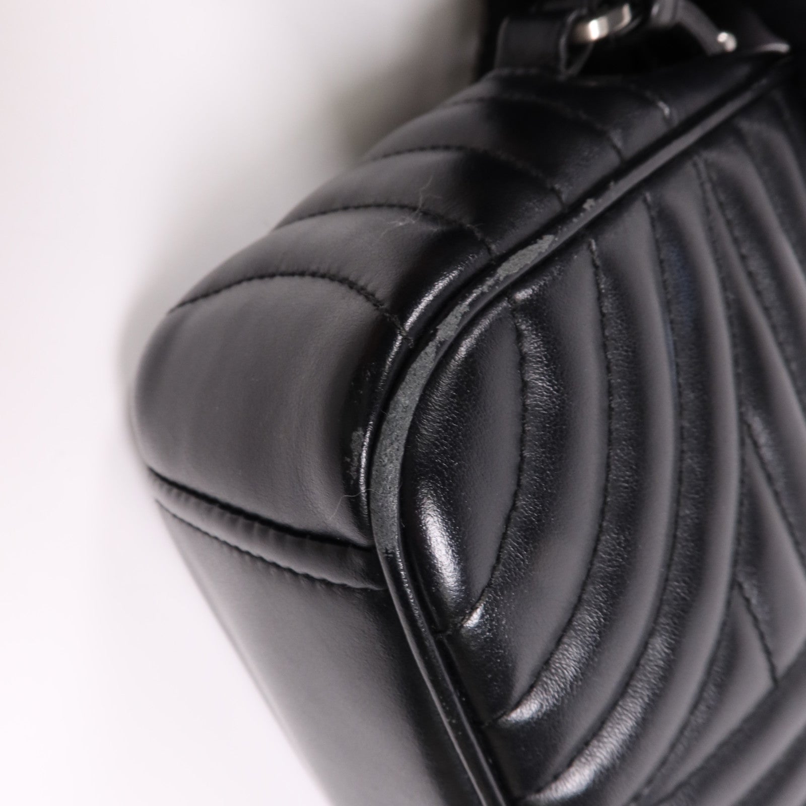 PRADA 牛皮皮革Shoulder Bag銀扣肩背袋