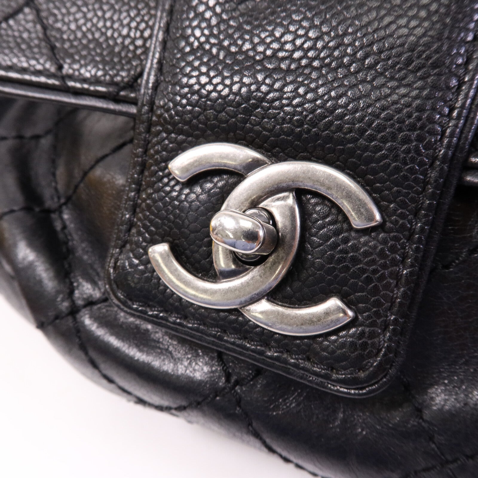 CHANEL 牛皮皮革/羊皮皮革Chain Shoulder Bag銀扣鏈帶肩背袋