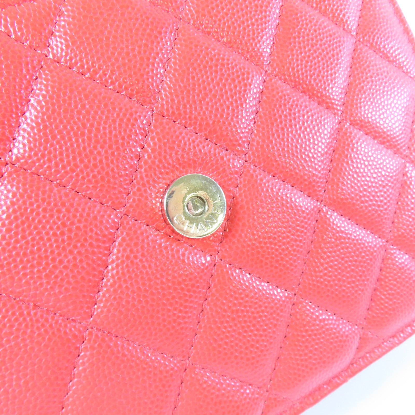 CHANEL 菱格Caviar皮革Chain Shoulder金扣鏈帶肩背袋紅色