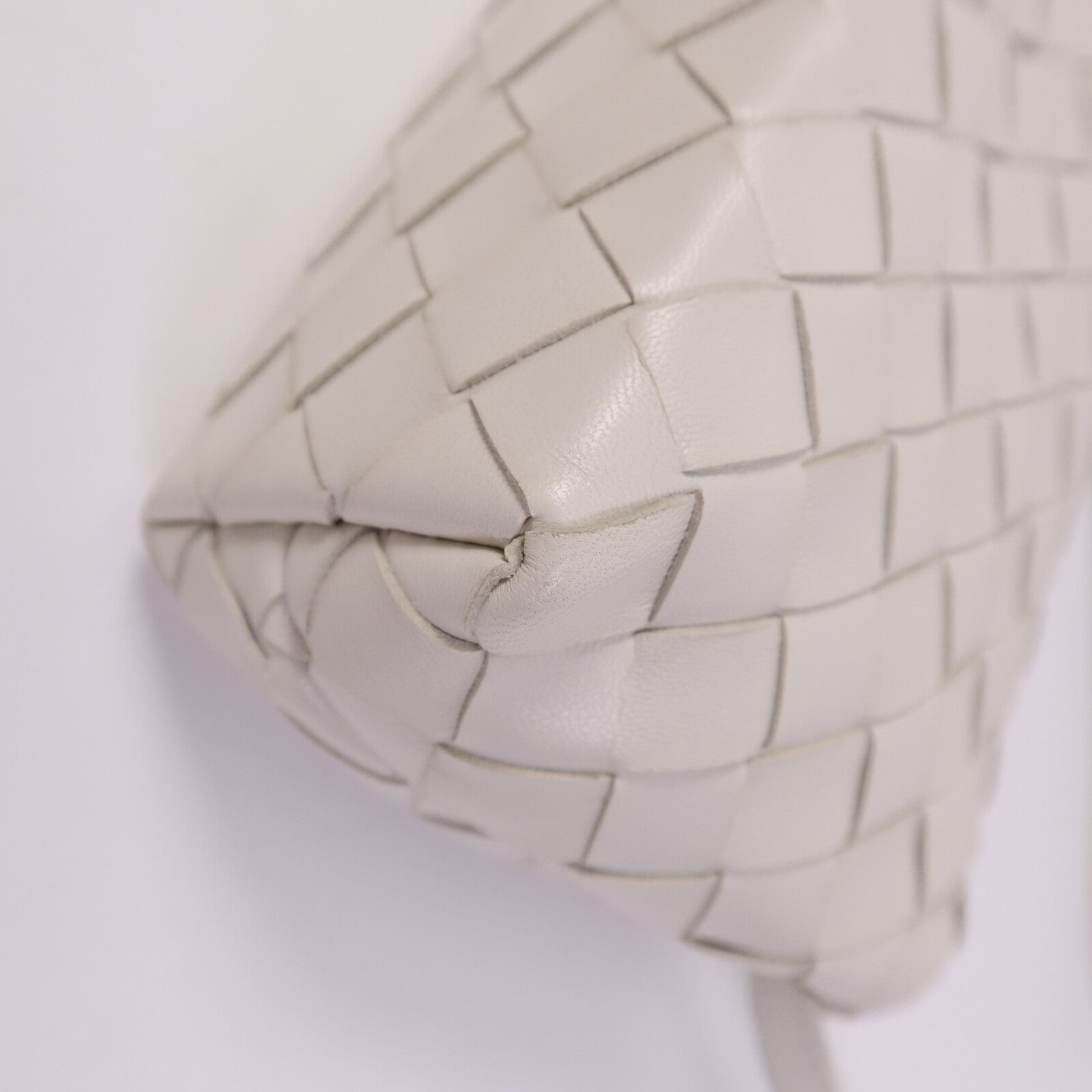 BOTTEGA VENETA 牛皮皮革Shoulder Bag金扣肩背袋