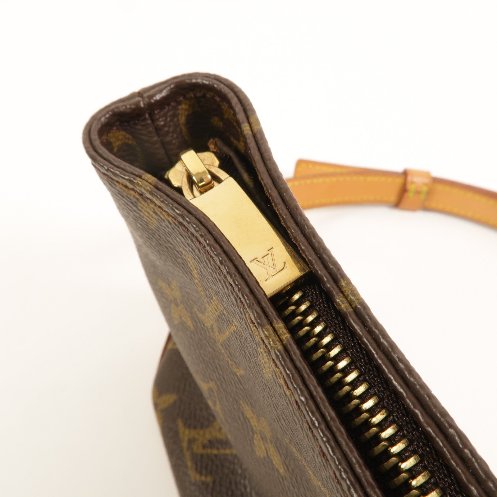LOUIS VUITTON Monogram Trotteur肩背袋