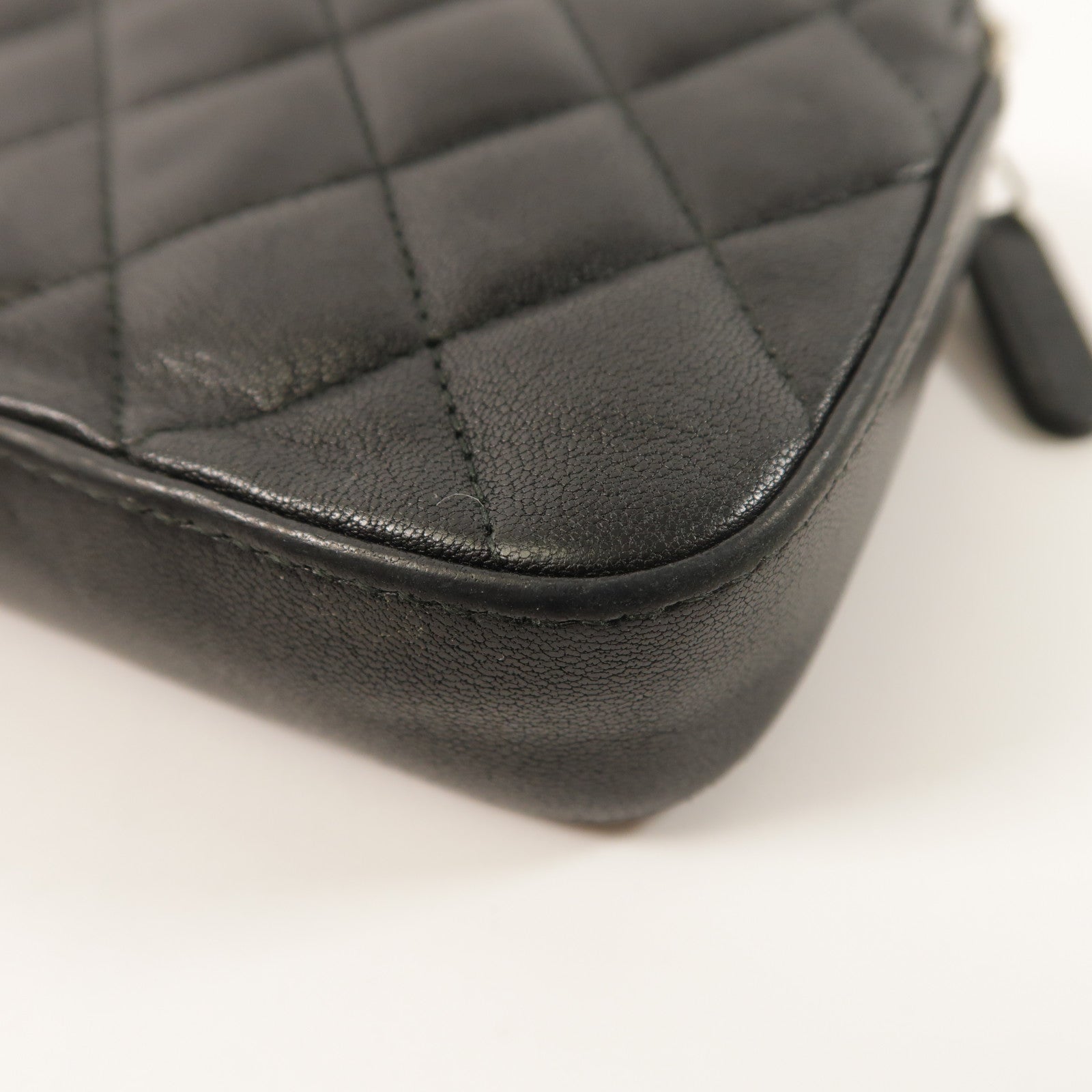 CHANEL 羊皮皮革Chain Shoulder銀扣鏈帶肩背袋
