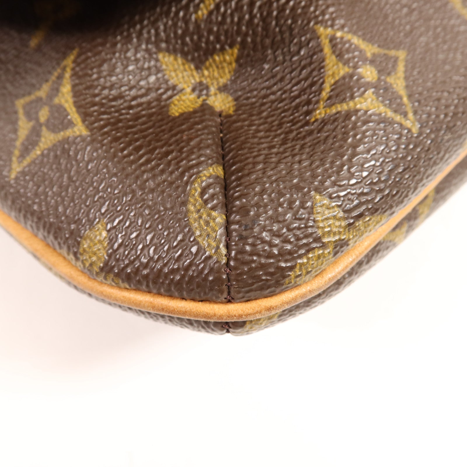 LOUIS VUITTON Monogram Musette Tango Short Shoulder金扣肩背袋
