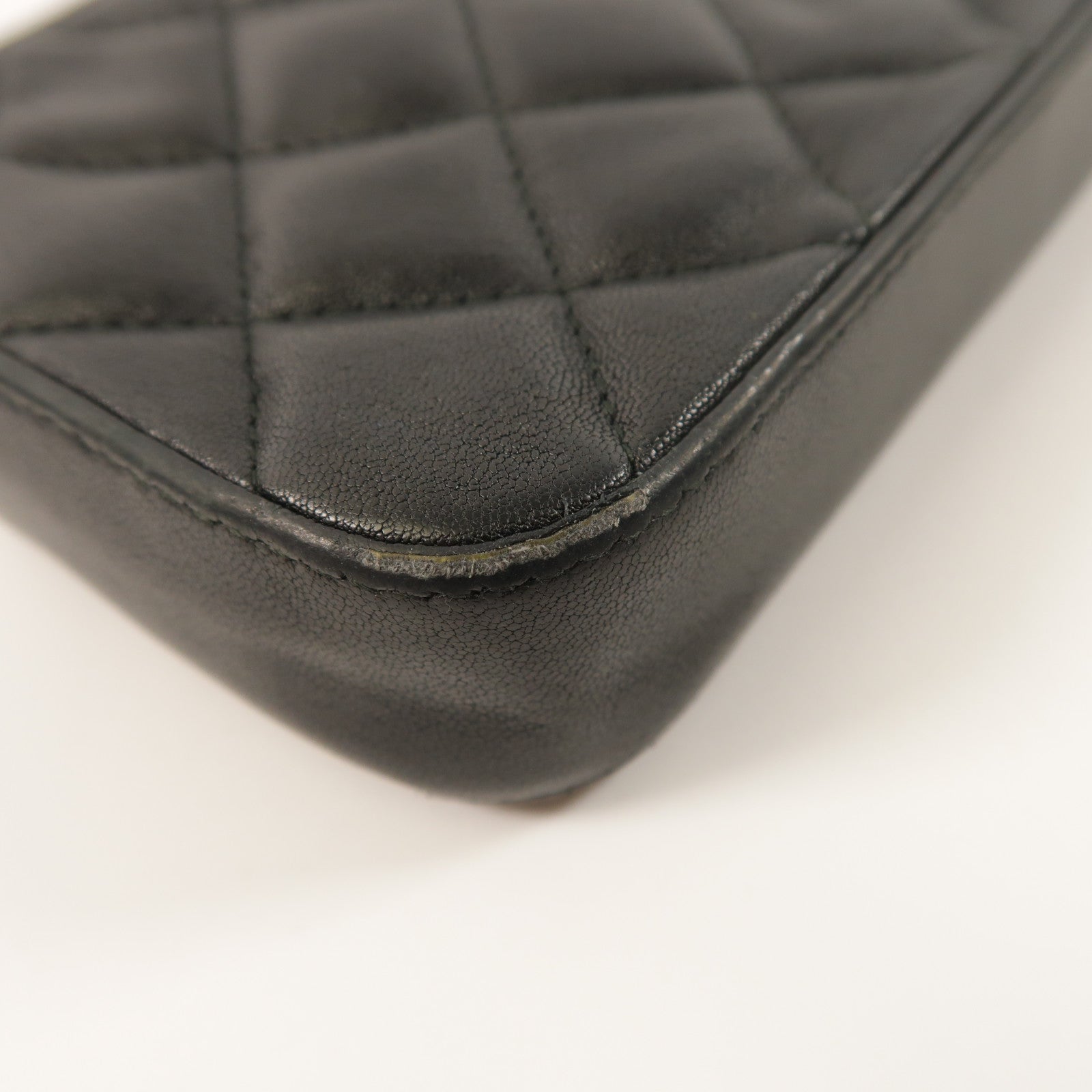 CHANEL 羊皮皮革Chain Shoulder銀扣鏈帶肩背袋