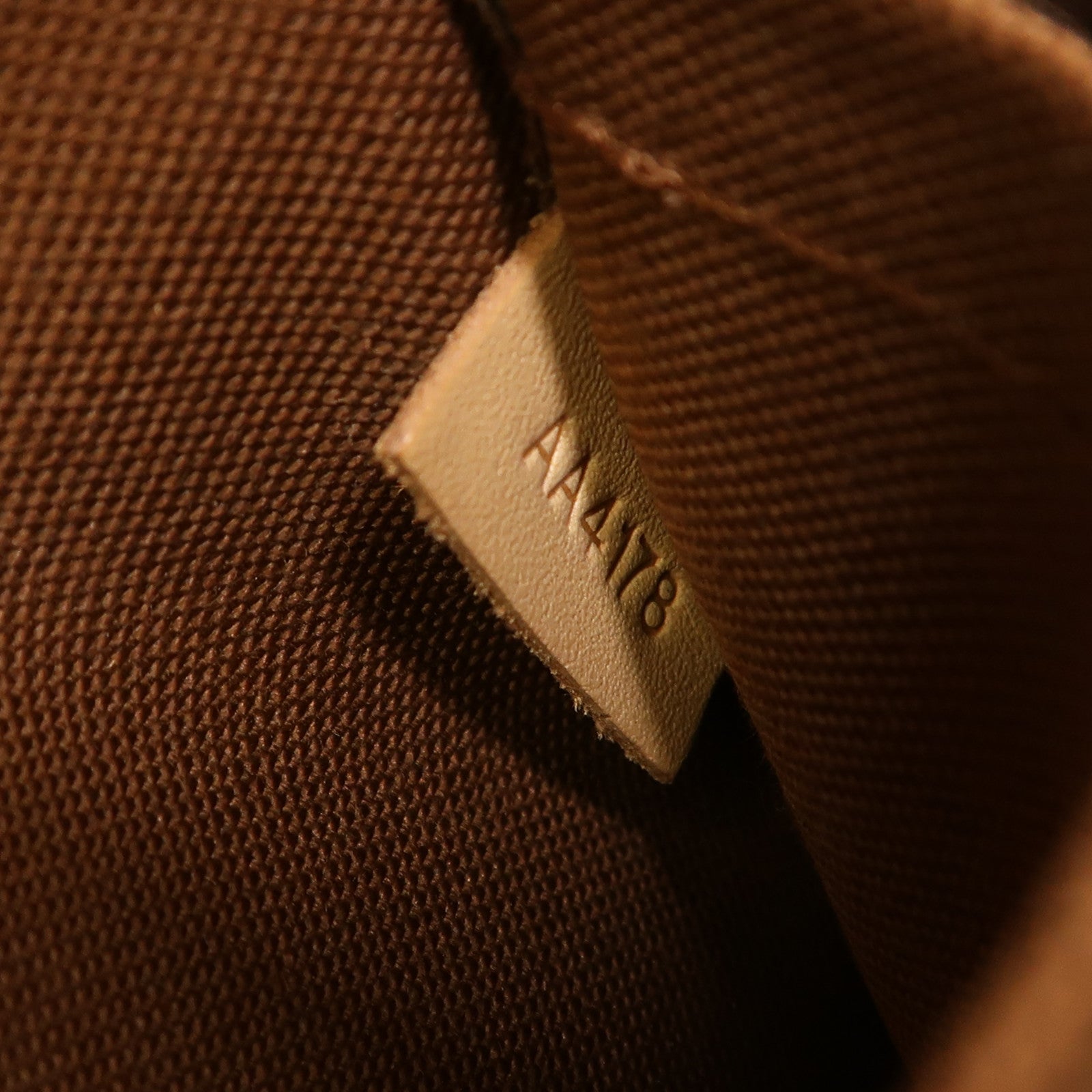 LOUIS VUITTON Monogram Alma BB金扣手挽肩背兩用袋