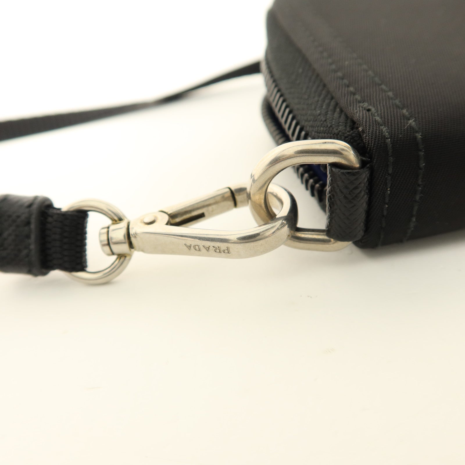 PRADA 尼龍Card Case With Strap銀扣卡片套