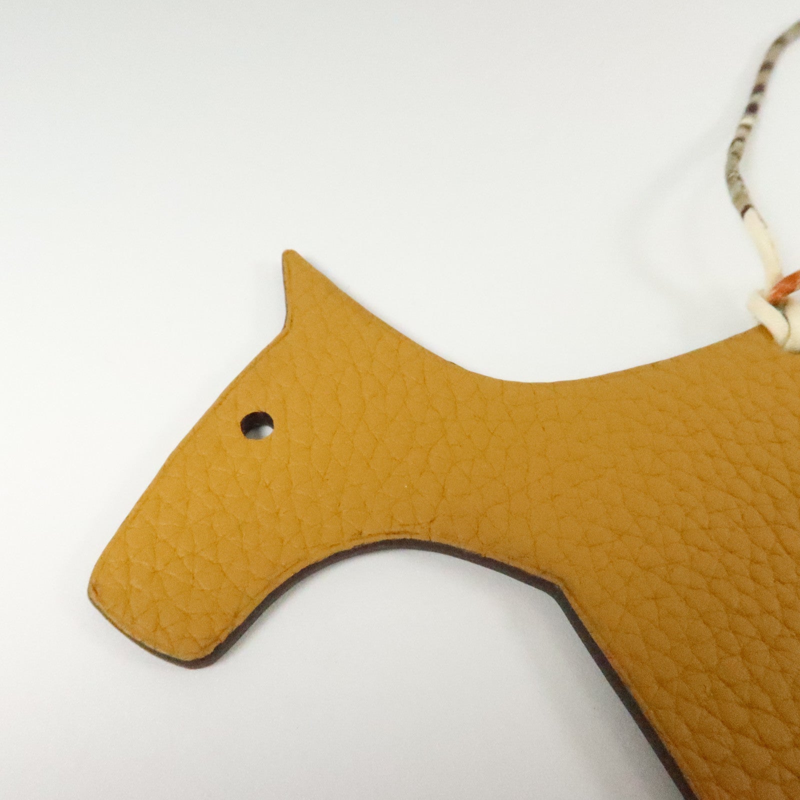 HERMES Clemence皮革Dog Charm掛飾Vert Yucca/Biscuit