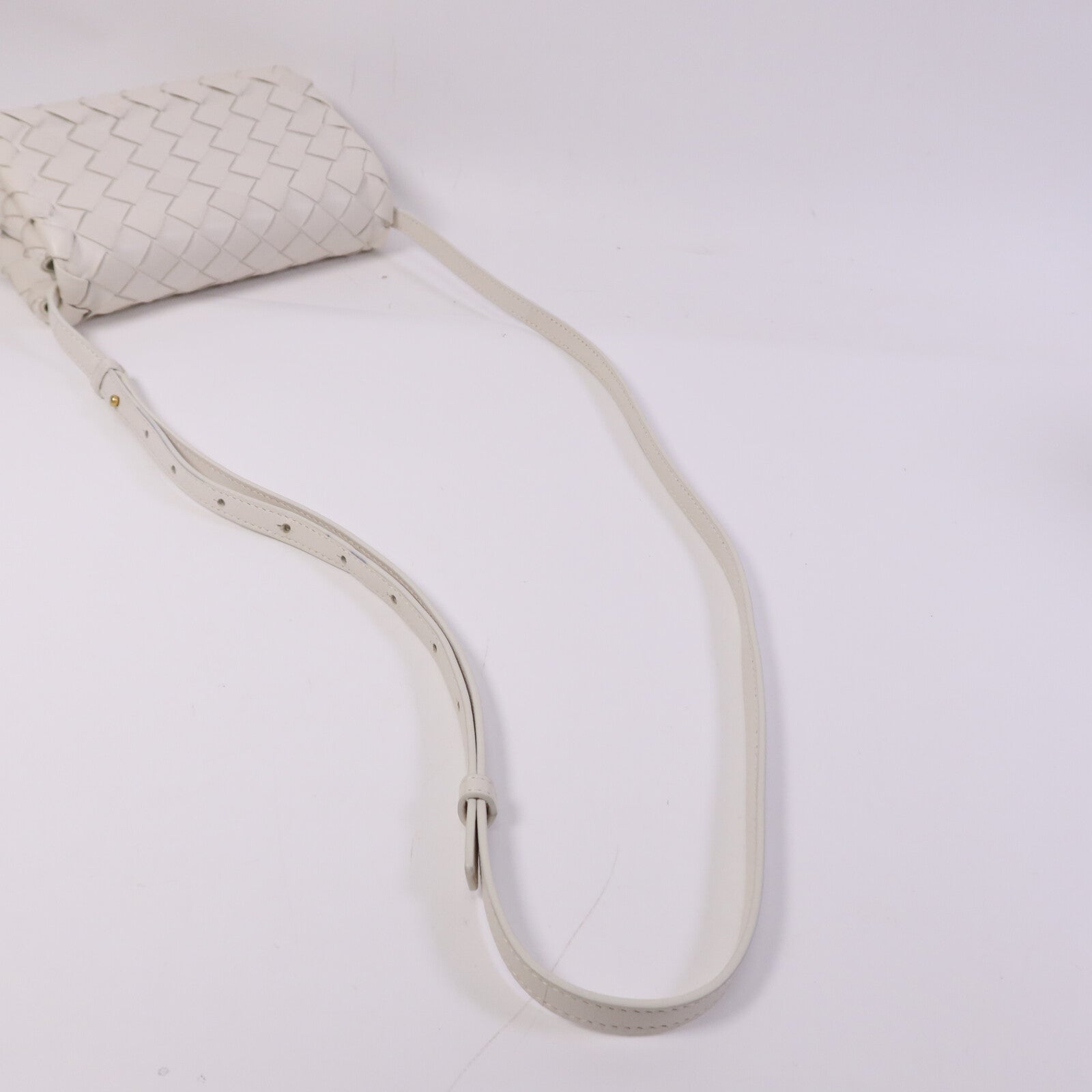 BOTTEGA VENETA 牛皮皮革Shoulder Bag金扣肩背袋