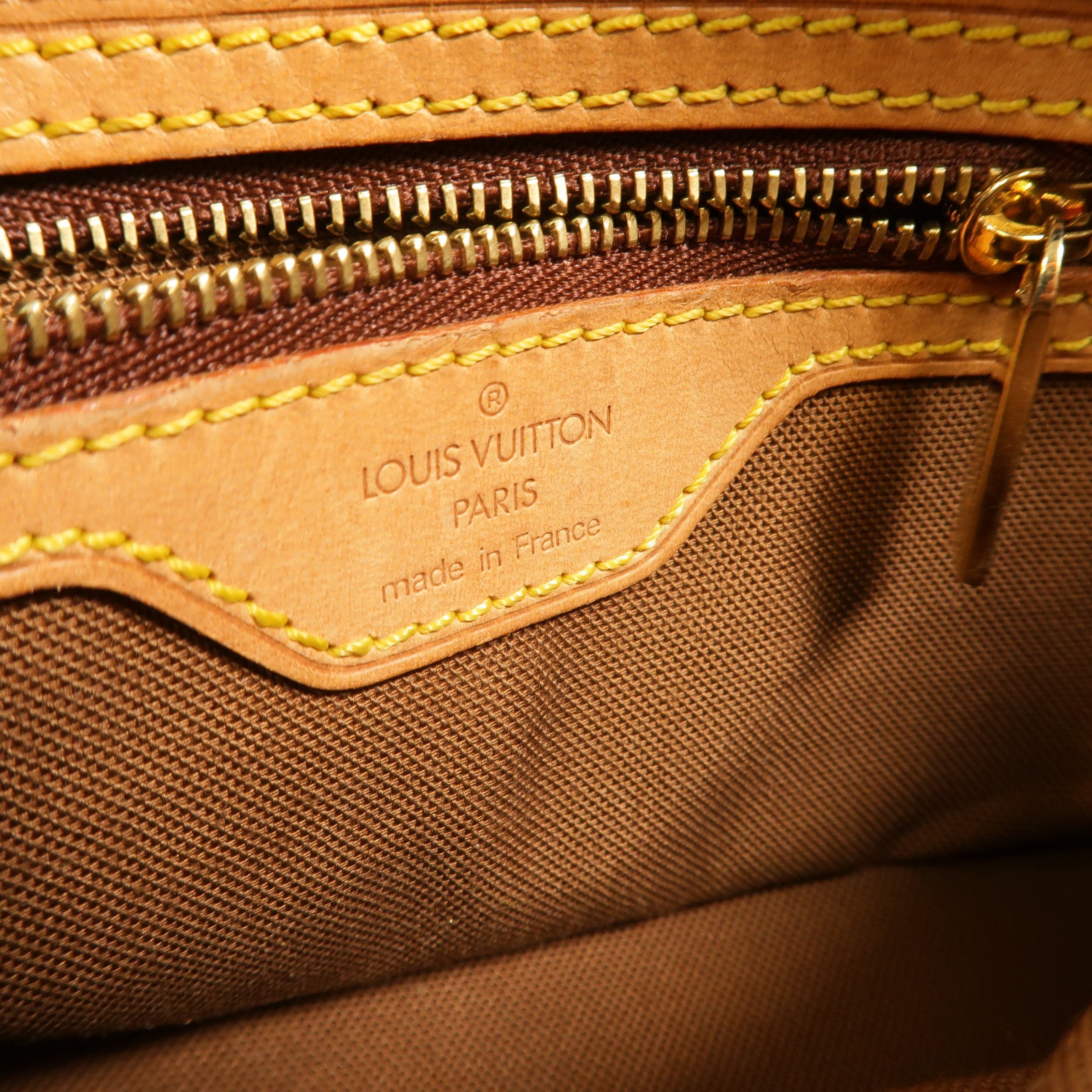 LOUIS VUITTON Monogram Trotteur肩背袋