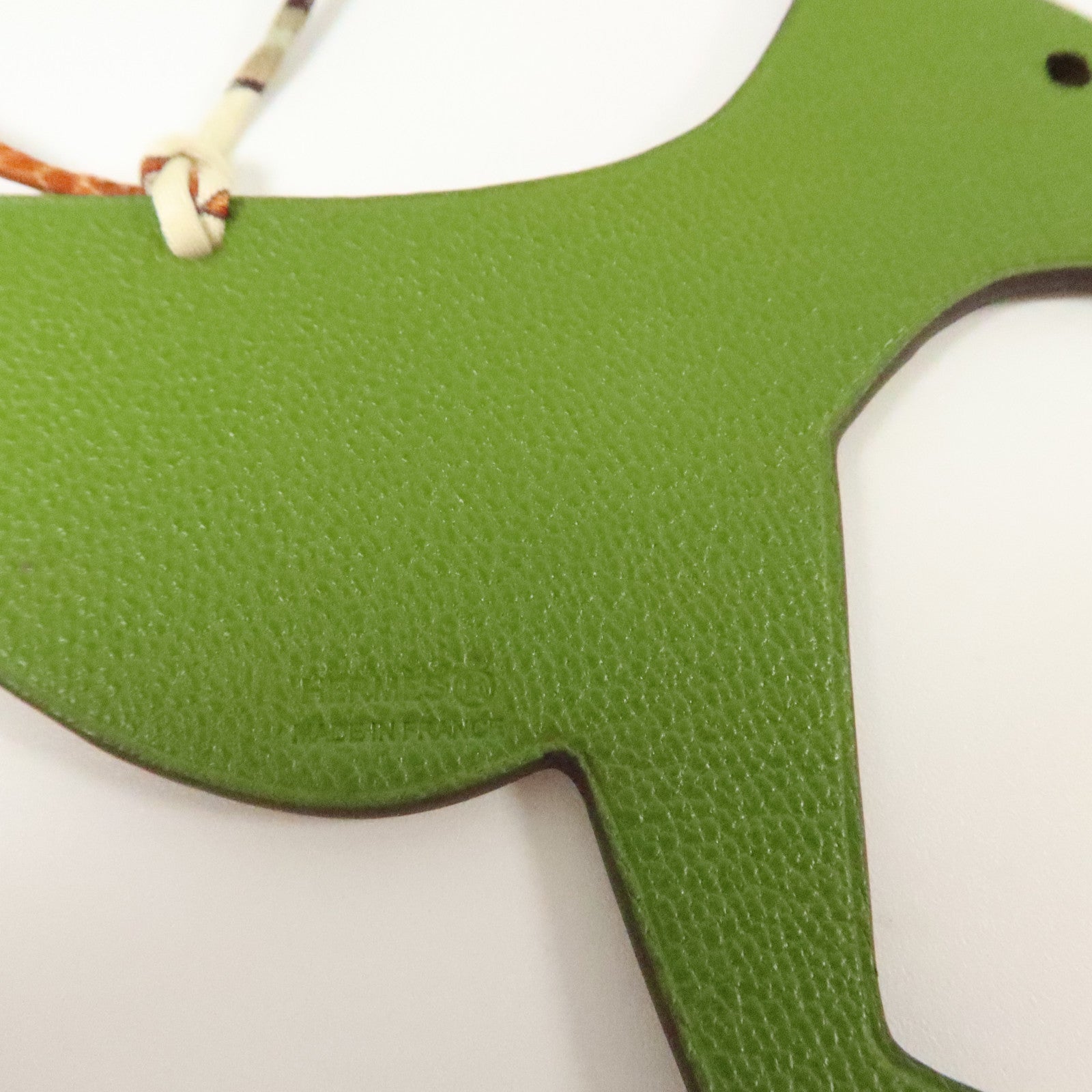 HERMES Clemence皮革Dog Charm掛飾Vert Yucca/Biscuit
