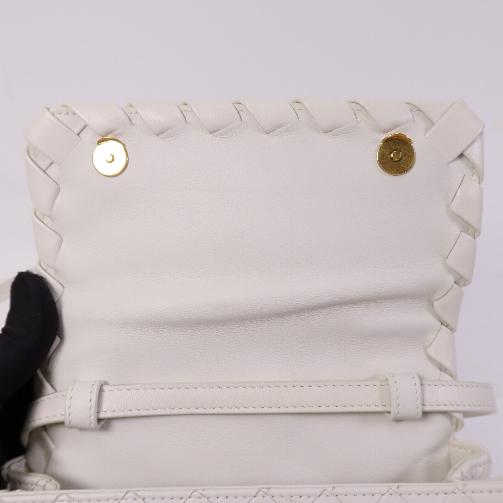 BOTTEGA VENETA 牛皮皮革Shoulder Bag金扣肩背袋