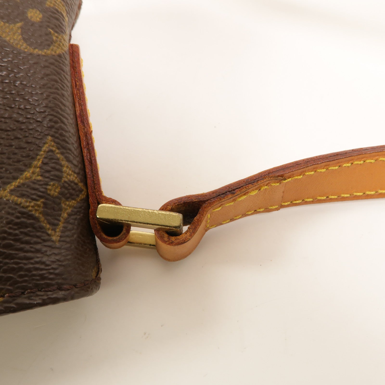 LOUIS VUITTON Monogram Trotteur肩背袋