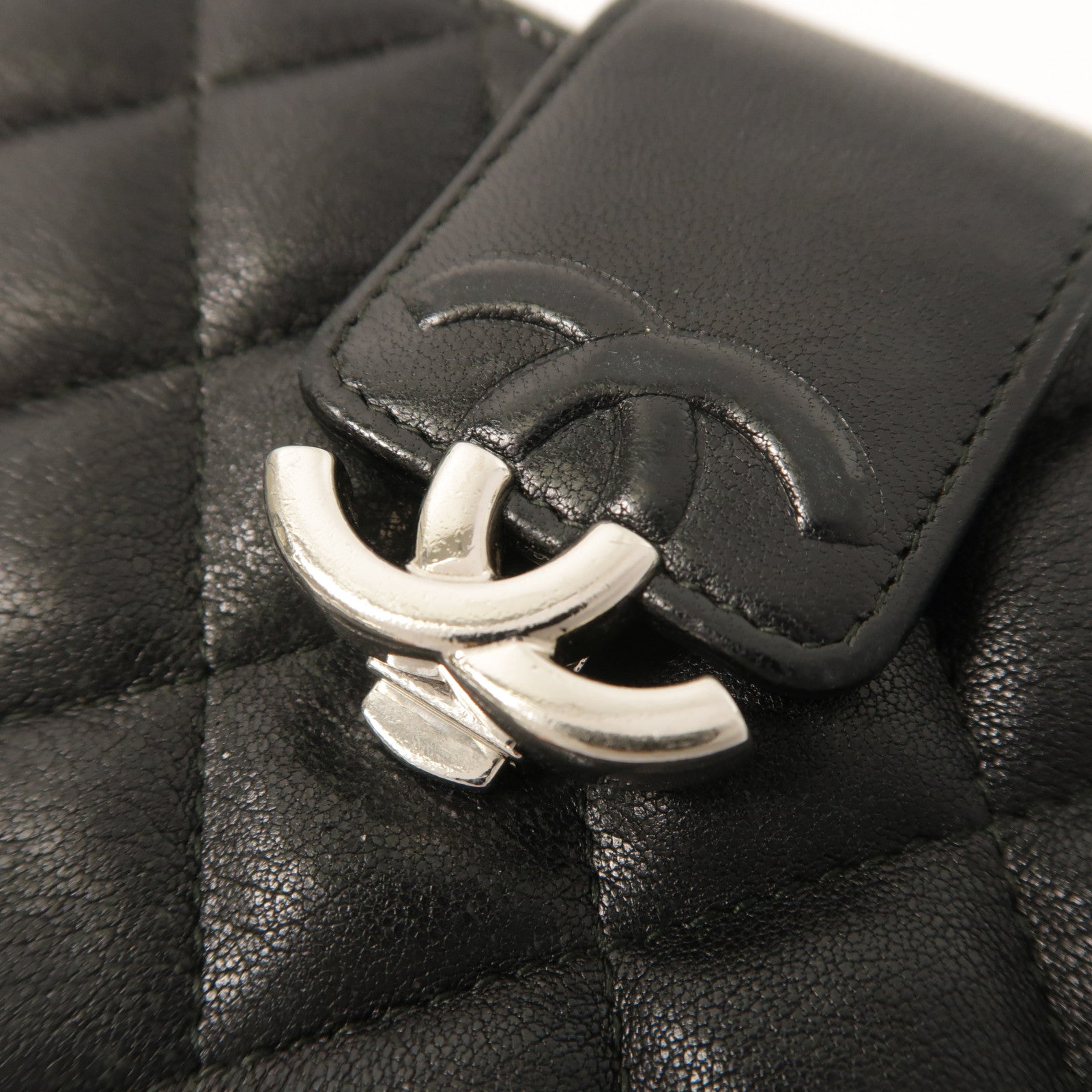 CHANEL 羊皮皮革Chain Shoulder銀扣鏈帶肩背袋