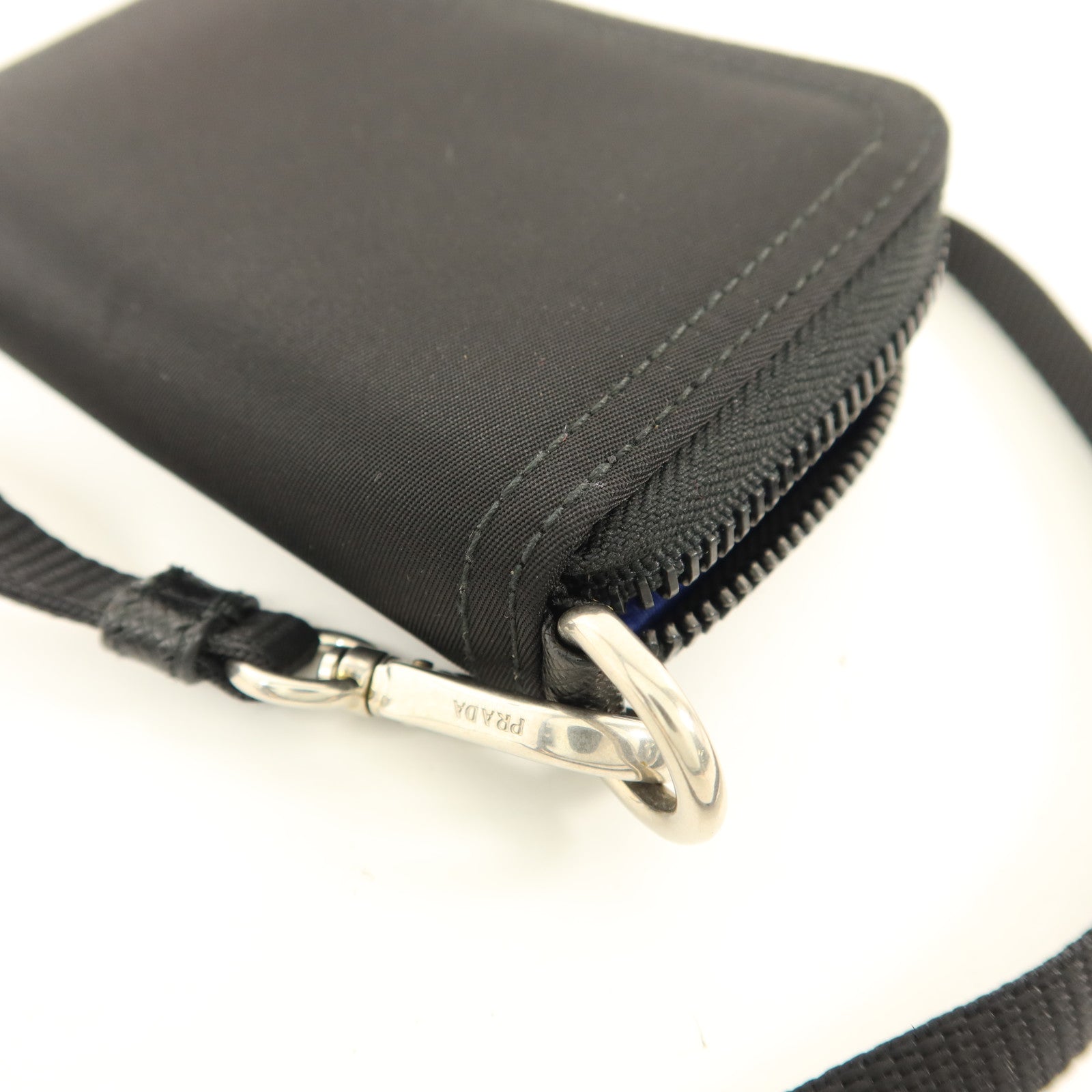 PRADA 尼龍Card Case With Strap銀扣卡片套