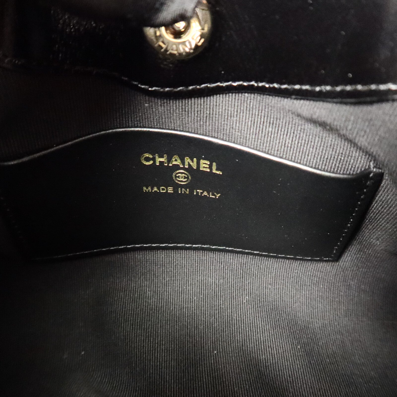CHANEL 牛皮皮革Chanel 31 Nano鏈帶肩背袋