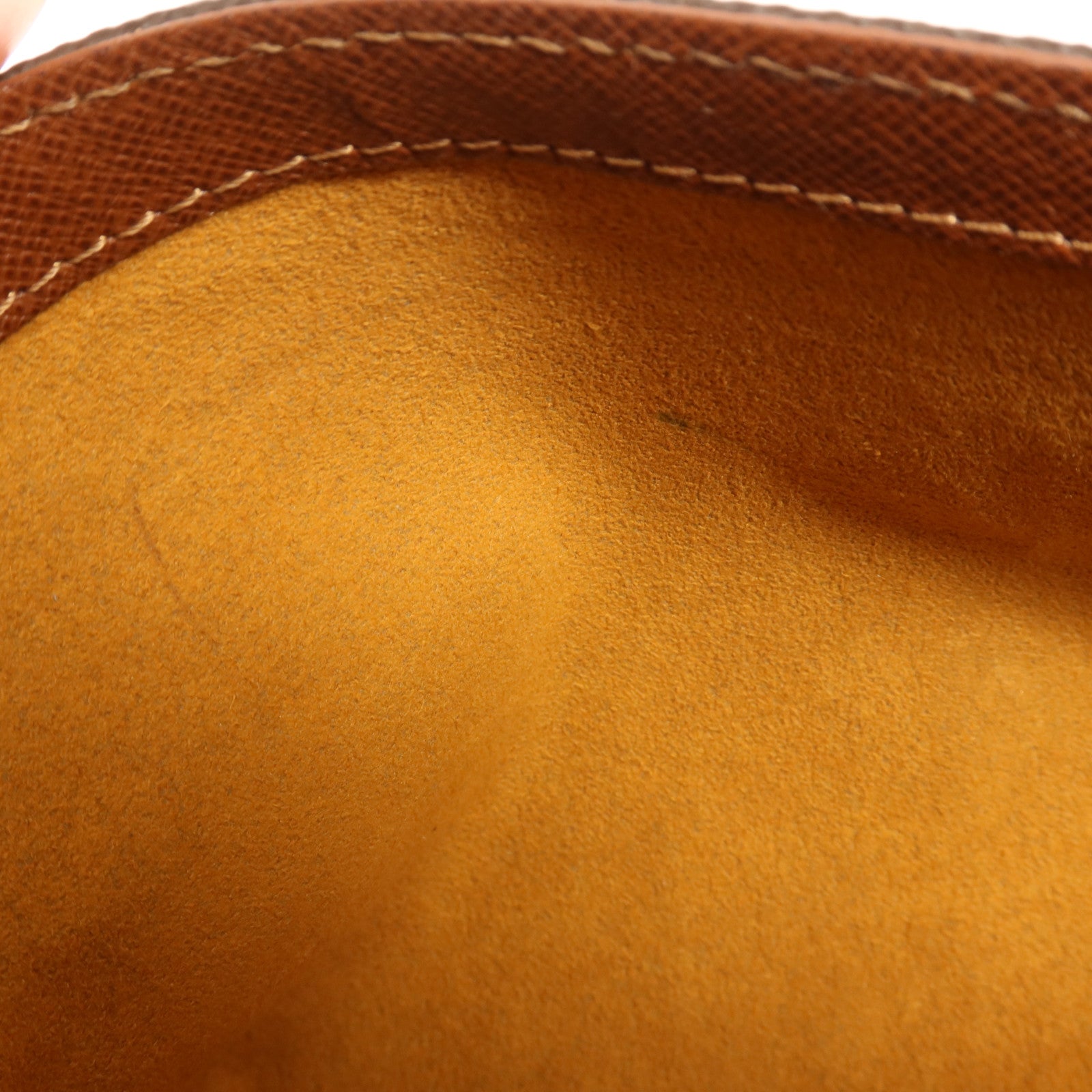 LOUIS VUITTON Monogram Musette Tango Short Shoulder金扣肩背袋