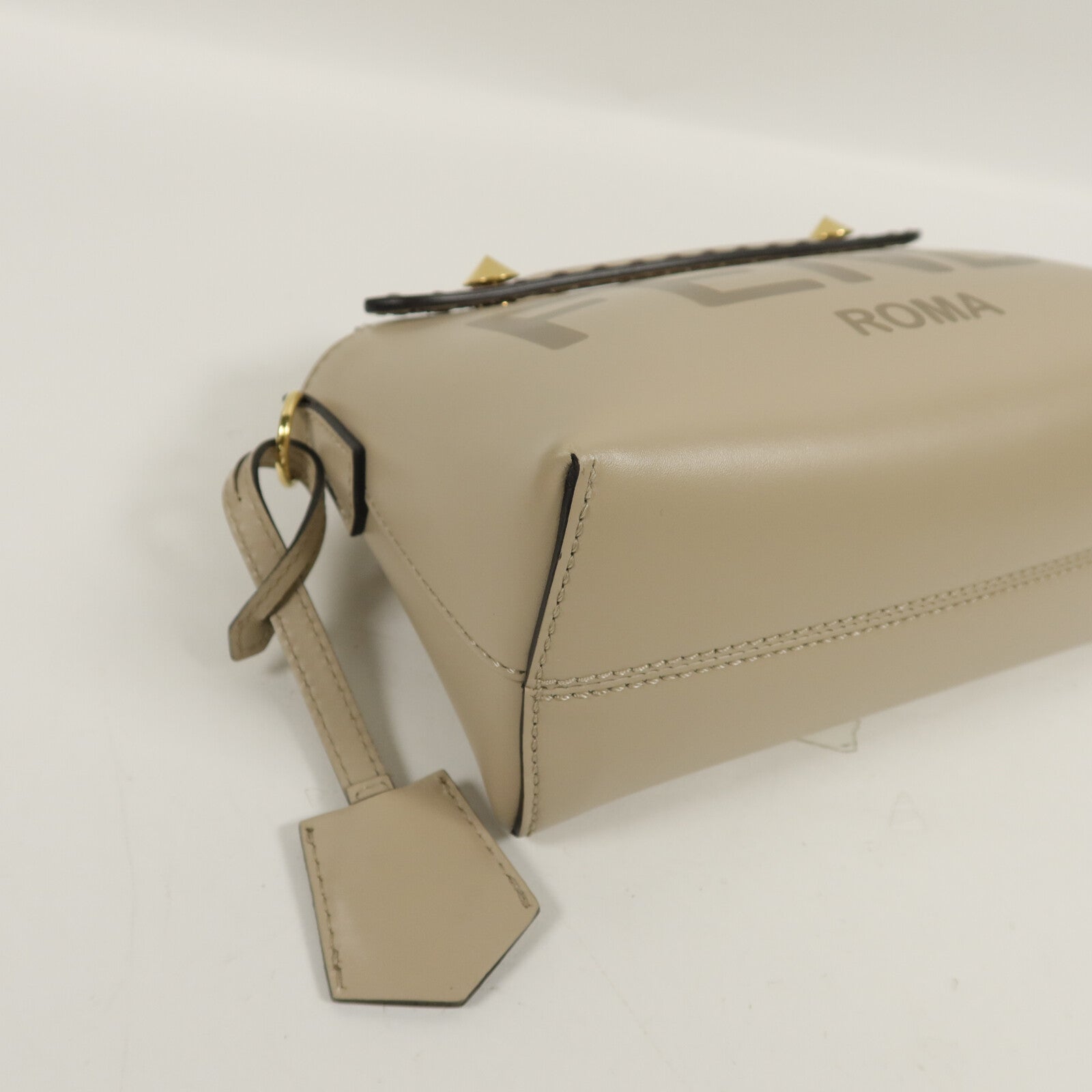 FENDI 牛皮皮革By The Way Mini肩背袋