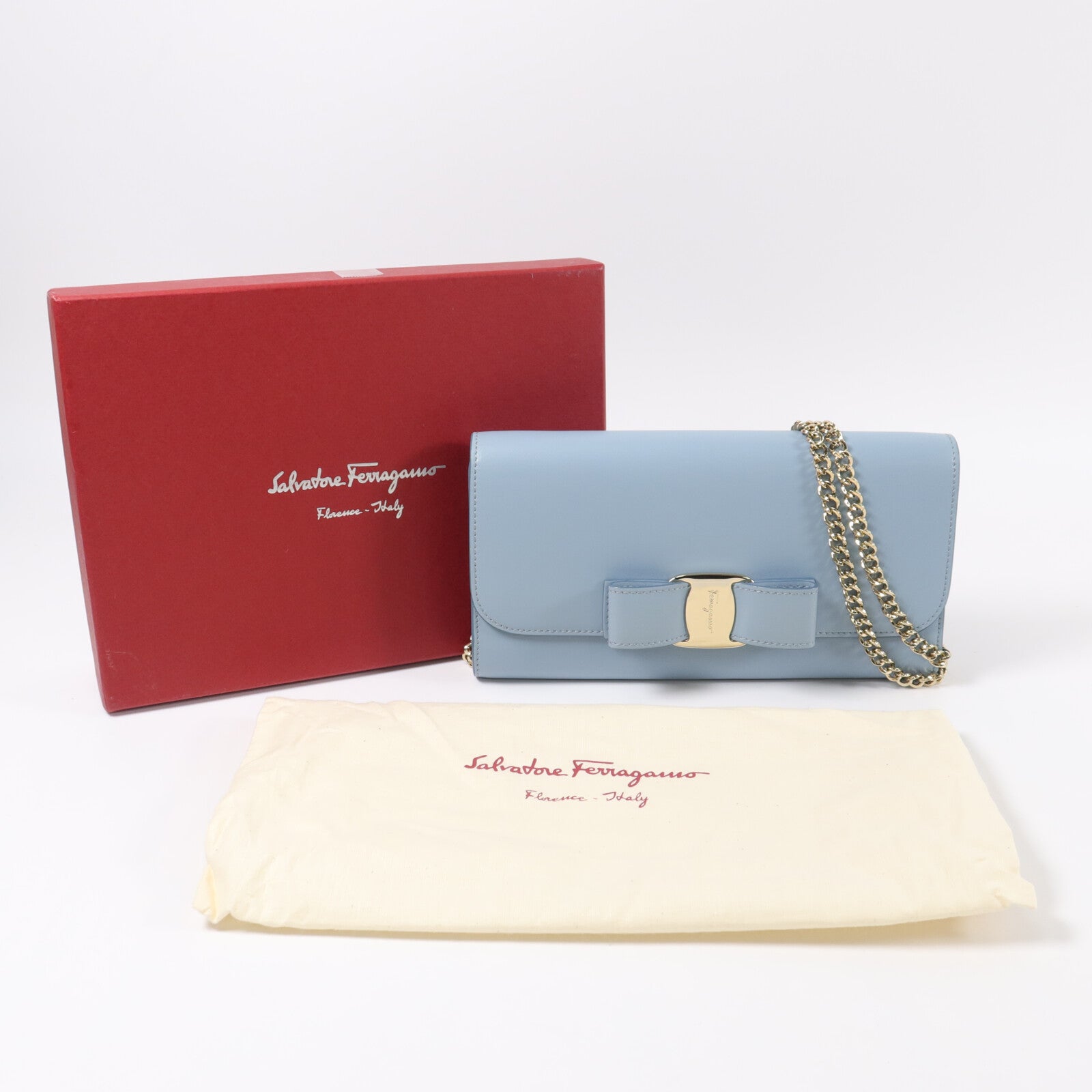 Salvatore Ferragamo 牛皮皮革Vara Bow Wallet On Chain鏈帶肩背袋