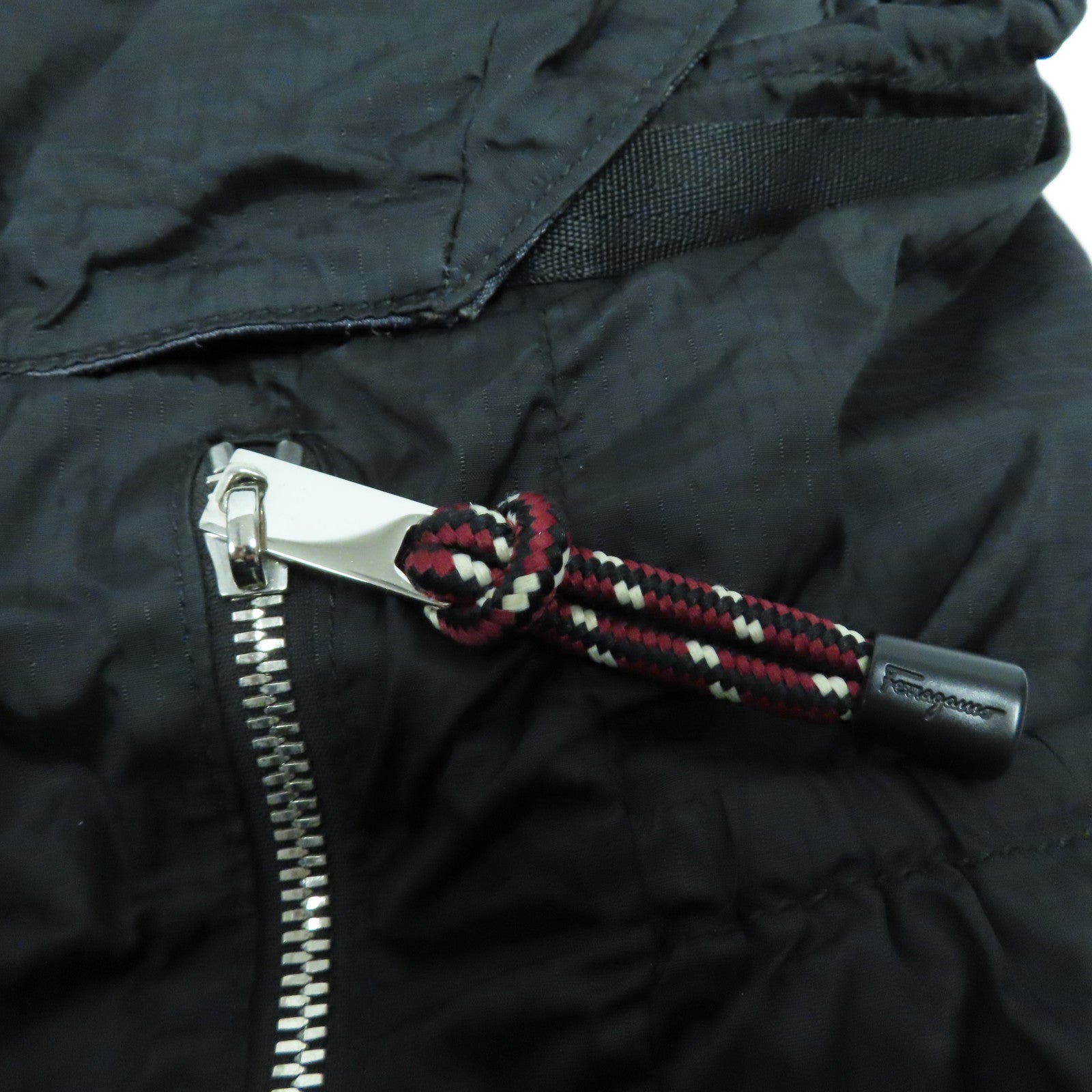 Salvatore Ferragamo 【激減優惠】尼龍/皮革Rucksack銀扣背包黑色
