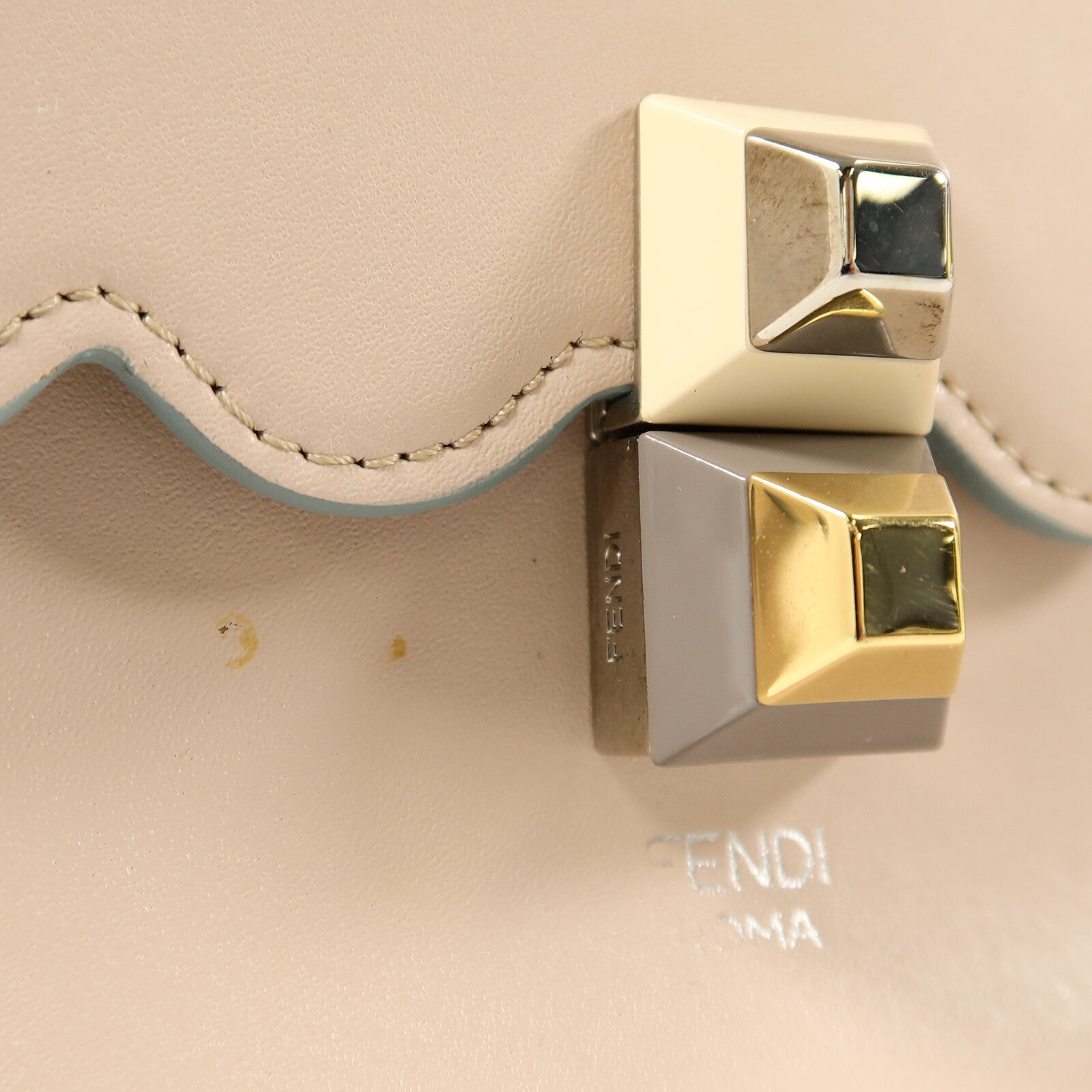 FENDI 牛皮皮革Kan I手挽肩背兩用袋