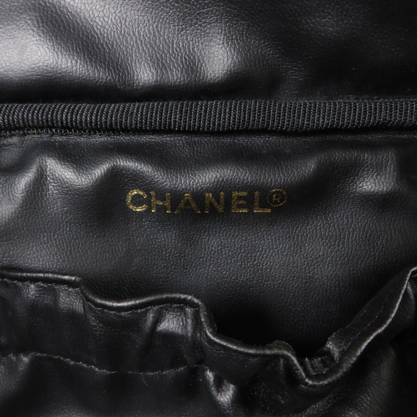 CHANEL 牛皮皮革Vintage Vanity Case金扣化妝袋