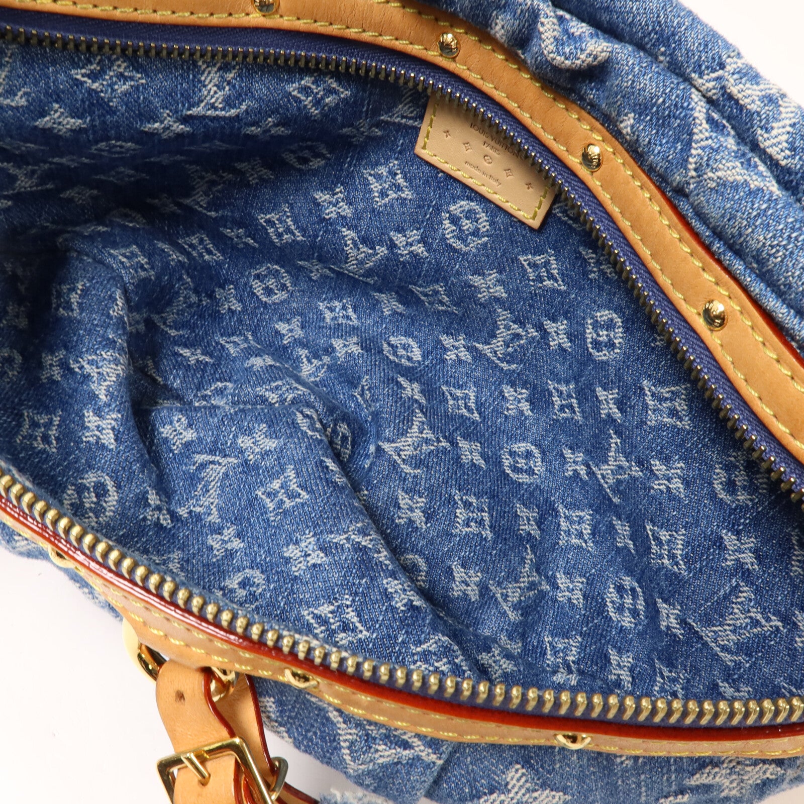 LOUIS VUITTON Monogram Denim Bum Bag腰包