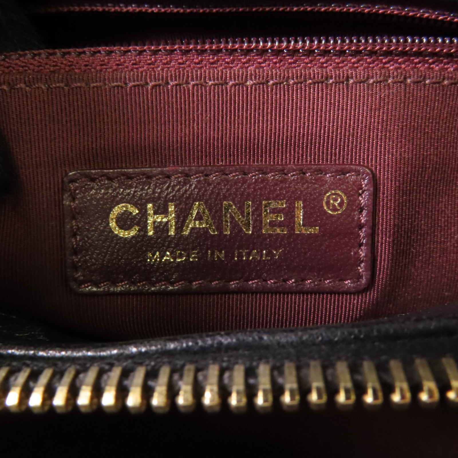 CHANEL 羊皮皮革Shoulder Bag金扣鏈帶肩背袋
