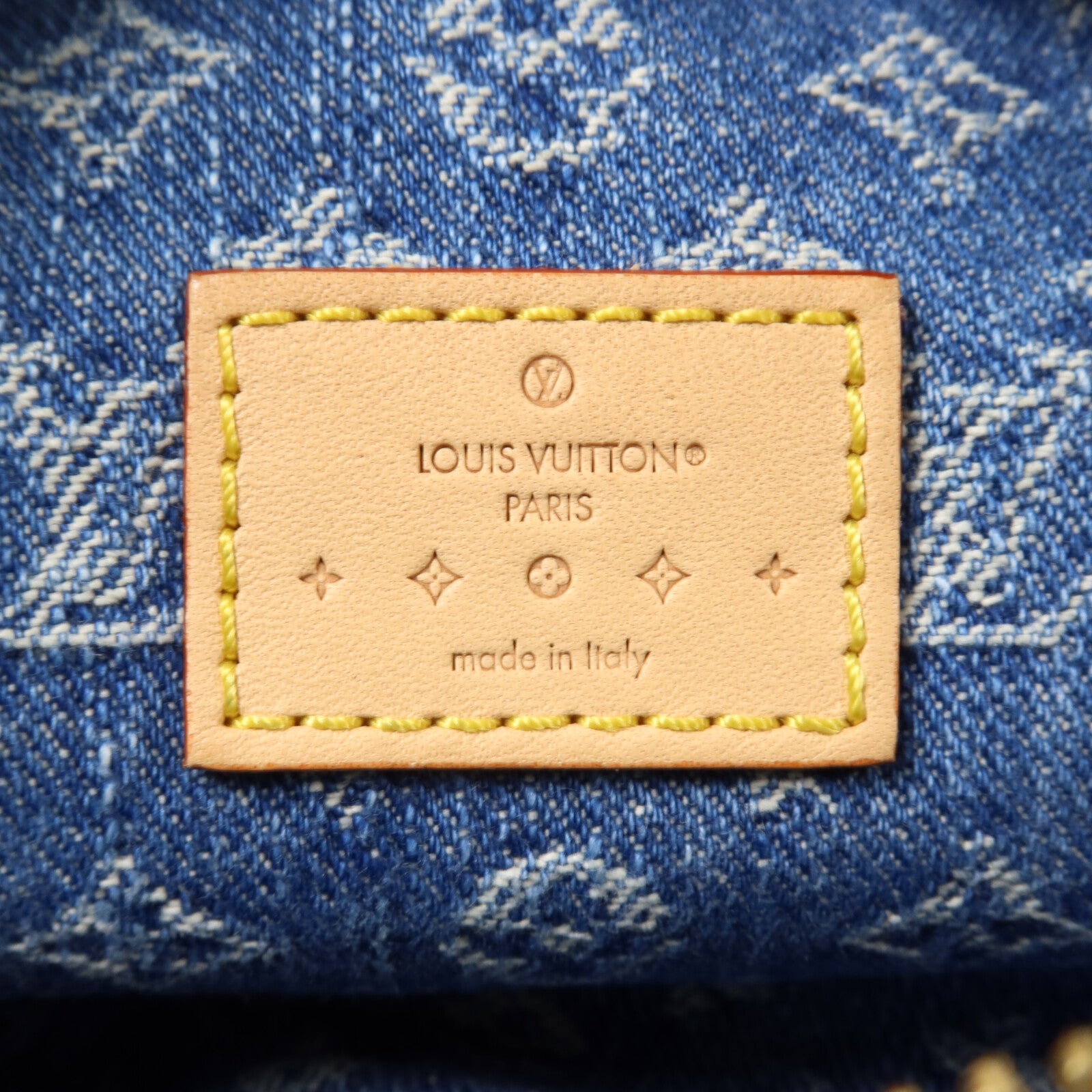 LOUIS VUITTON Monogram Denim Bum Bag腰包